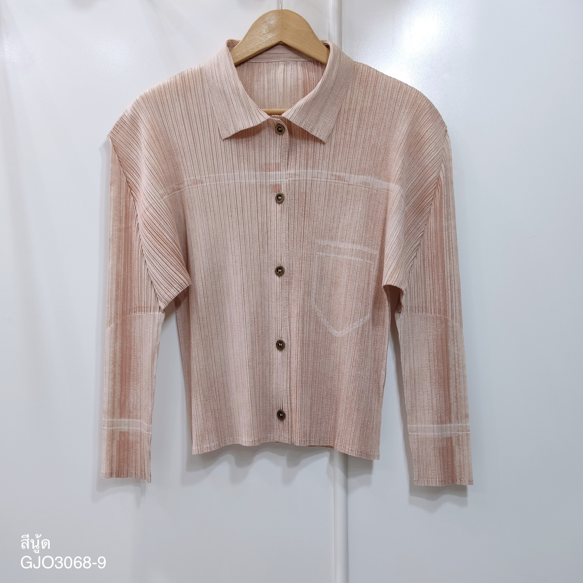 ปรับราคาลง20%!! 2MUAY รุ่น GJO3068-9 เสื้อพลีทคุณภาพ SHIRT DENIM PRINT PLEATED TOP 4 สี FREE SIZE