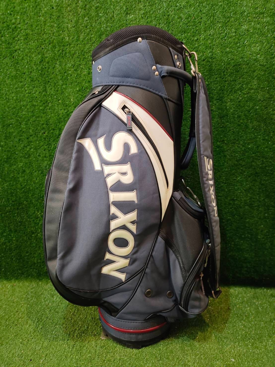 ถุงกอล์ฟ SRIXON