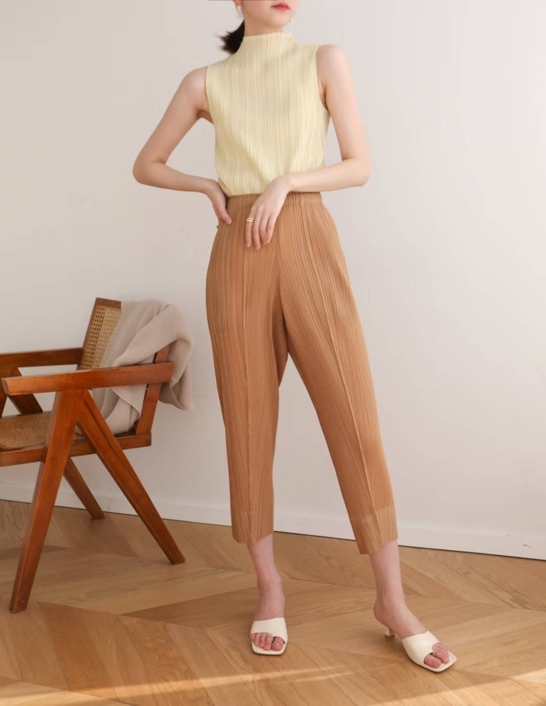 ปรับราคาลง20%!! ยาว34นิ้ว! 2MUAY รุ่น GJO7582 กางเกงพลีทคุณภาพ SLIM TUCK PLEATED PANTS 9 สี FREE SIZE