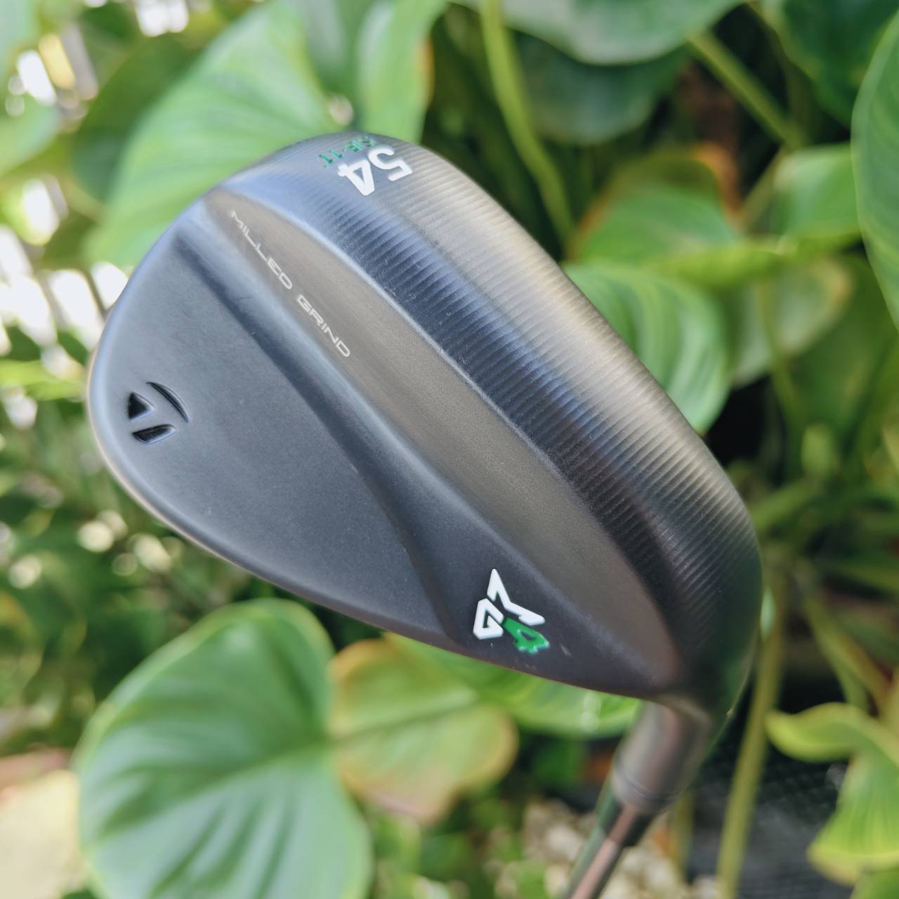 TAYLORMADE MG4 WEDGE (54° / Bounce 11°) ออกแบบด้วยเทคโนโลยี Precision Milled Face