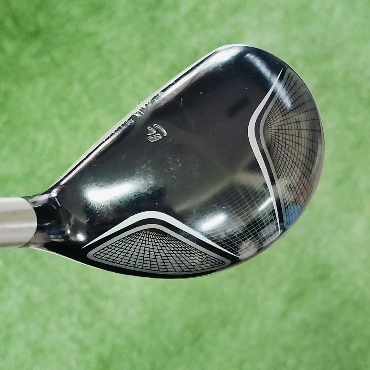 HYBRID4 TAYLORMADE BURNER RESCUE องศา 22 ก้าน RE*AX SUPERFAST FLEX R รุ่นนี้กระดองเคฟล่า และวางจุด CG ไว้ที่ตำแหน่งดีมาก ไม้กอล์ฟพรีเมี่ยมมือสอง ของแท้ By NakaraLuxurious