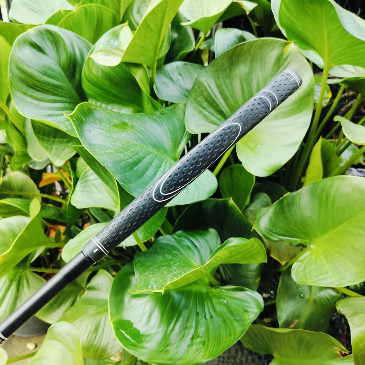 PUTTER PGM G300 รหัส TUG025 ความยาว 34 นิ้ว ดีไซน์สปอร์ต เท่มาก สีดำ น้ำหนักของพัตเตอร์ทำมาได้ดีมาก ไม้กอล์ฟพรีเมี่ยมมือสอง ของแท้ By NakaraLuxurious