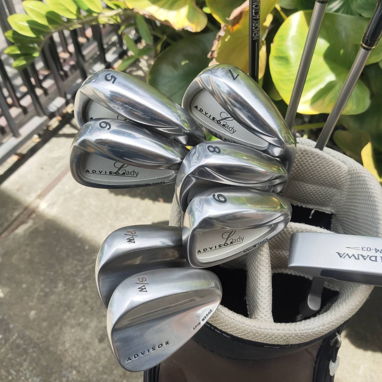 *ไม้กอล์ฟผู้หญิงครบชุด* DAIWA ADVISOR LADY พรีเมี่ยมญี่ปุ่น ออกแบบให้ตีง่ายมากที่สุด