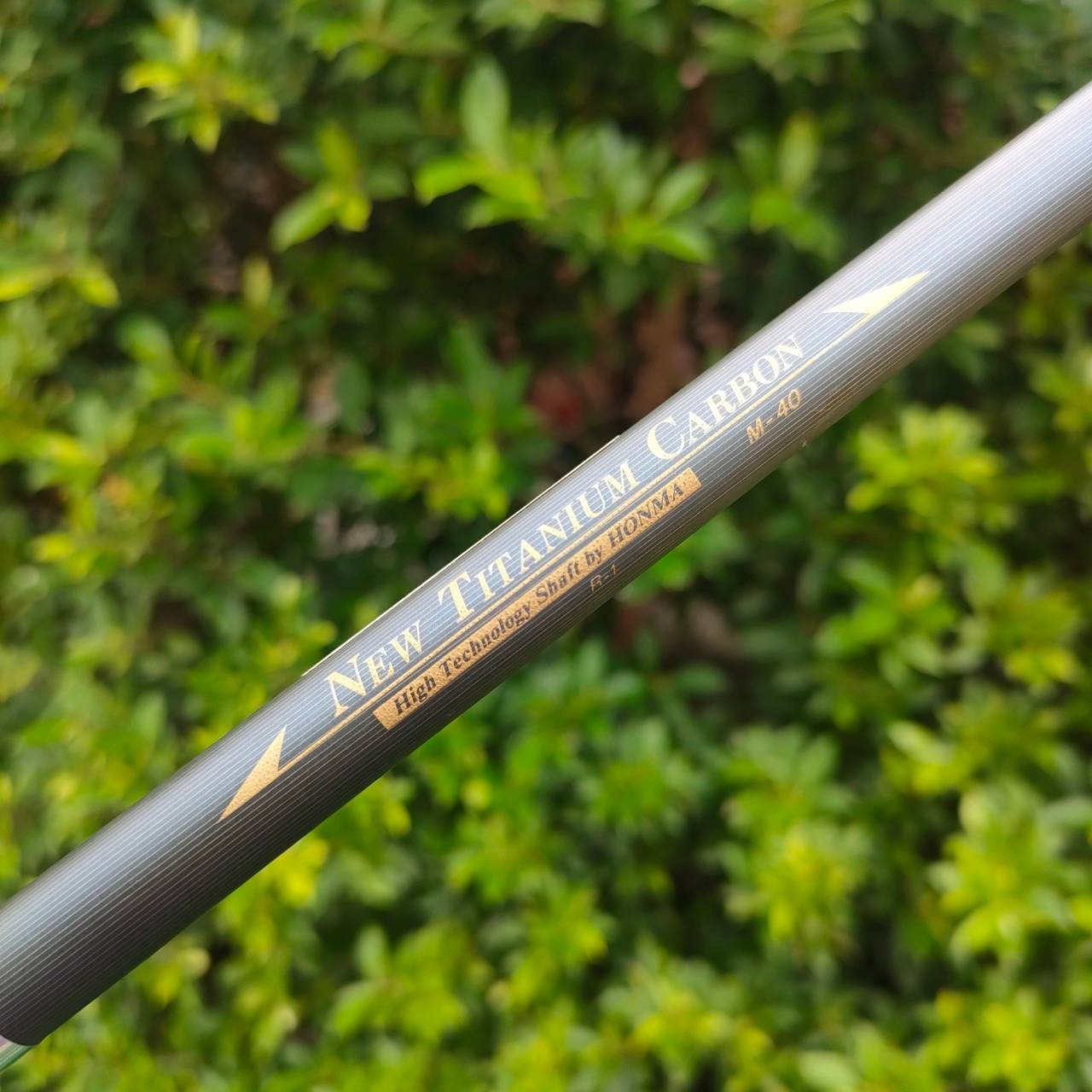 เหล็ก 7 HONMA LB-708 CAVITY BACK ก้าน NEW TITANIUM CARBON M-40 FLEX R-1 สุดยอดเหล็กพรีเมี่ยมจาก HIRO HONMA ไม้กอล์ฟมือสอง ของแท้ BY NakaraLuxurious