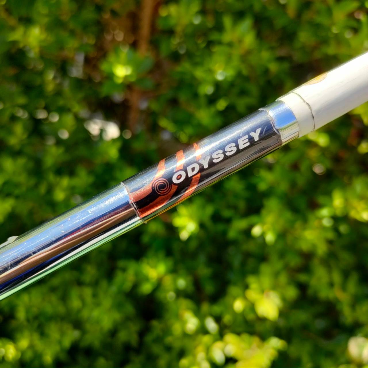 PUTTER ODYSSEY WHITE HOT XG #6 ความยาว 34 นิ้ว มาพร้อม COVER เดิมๆ *** กริฟเสื่อมสภาพค่ะ *** รุ่นนี้หน้า XG ดีสุดๆ ทั้งนุ่มและเกาะไลน์ในไม้เดียวกัน!! เสียงพัตต์ออกเพราะมากๆ ไม้กอล์ฟมือสอง ของแท้ BY NakaraLuxurious