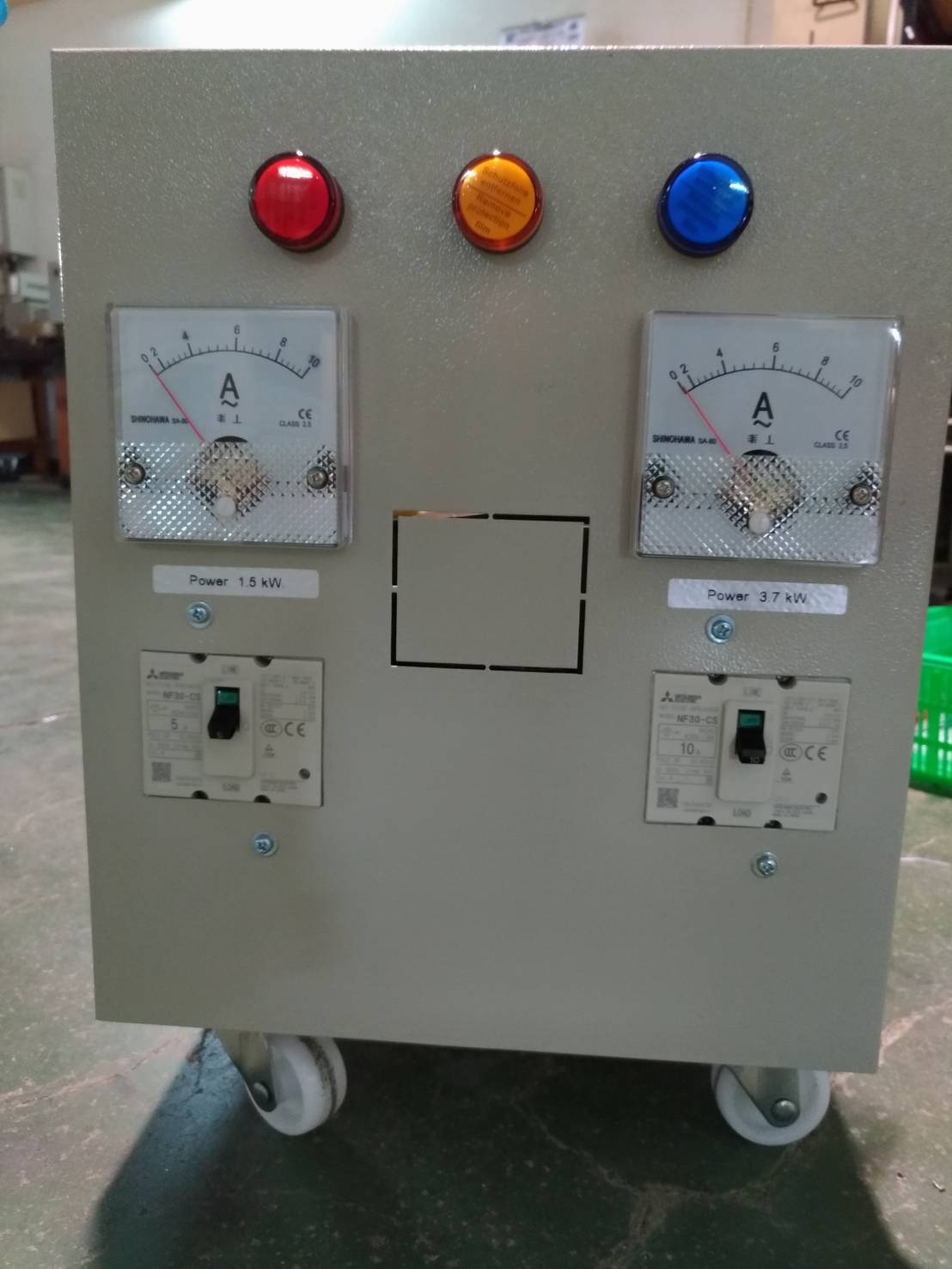 สั่งพัน หม้อแปลง 3 เฟส ตาม spec พร้อมบริการติดตั้งอุปกรณ์ เช่น เบรคเกอร์ มิตเตอร์แบบต่างๆ และให้คำปรึกษา