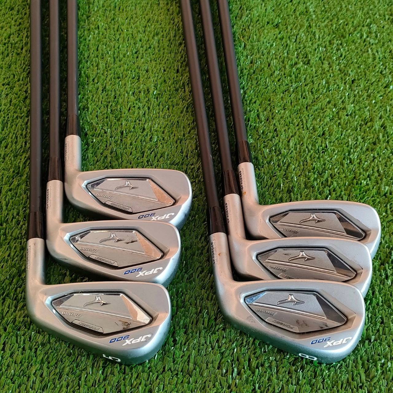 ชุดเหล็ก MIZUNO JPX900 GF FORGED สุดพรีเมี่ยม ทั้งตีง่าย และฟีลลิ่งสุดนุ่ม มีเหล็ก 5 - 9 เเละ PW ก้าน PROJECT X LZ FLEX R ก้านดีมากๆ แค่ก้านทั้งชุดก็คุ้มแล้ว
