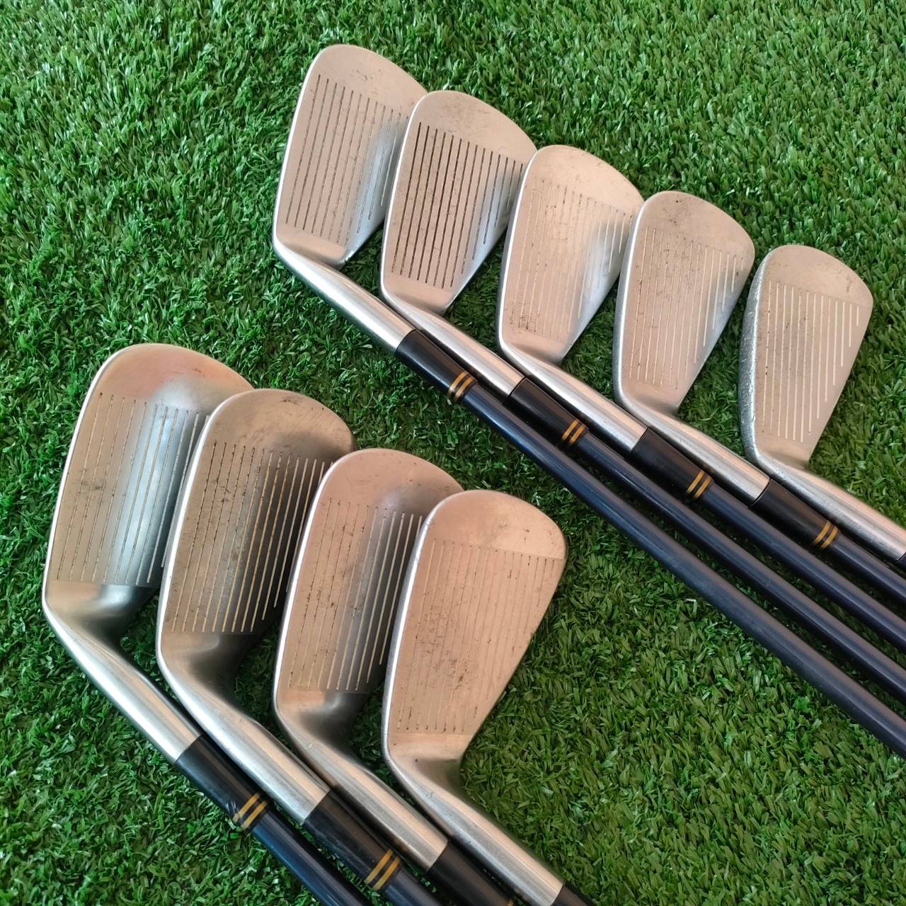 ชุดเหล็ก BRIDGESTONE NEWING NS-021 ก้าน FIBER CRAFT FLEX R สวเดิมทั้งหัวก้าน เหล็กชุดนี้ตีง่ายและระยะดีจนน่าตกใจ เด้งๆหนึบๆ ตกหยุด แบบตีสบายๆเลยครับ MADE IN JAPAN