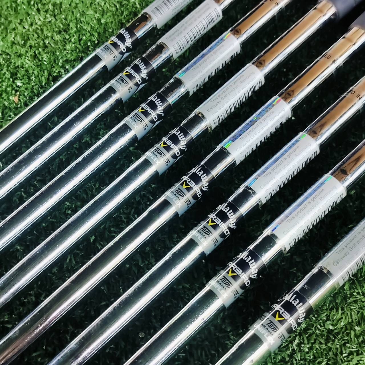 ชุดเหล็ก Callaway WAR BIRD ก้าน UNI FLEX สภาพสวยมาก สติ๊กเกอร์ที่ก้านครบ เดิมๆเลยค่ะ ตีง่ายอย่างมาก และช่วยให้ตีตรง ชดเชยความผิดพลาดสูงสุด ระยะดีมาก ไม้กอล์ฟพรีเมี่ยมมือสอง ของแท้ By NakaraLuxurious