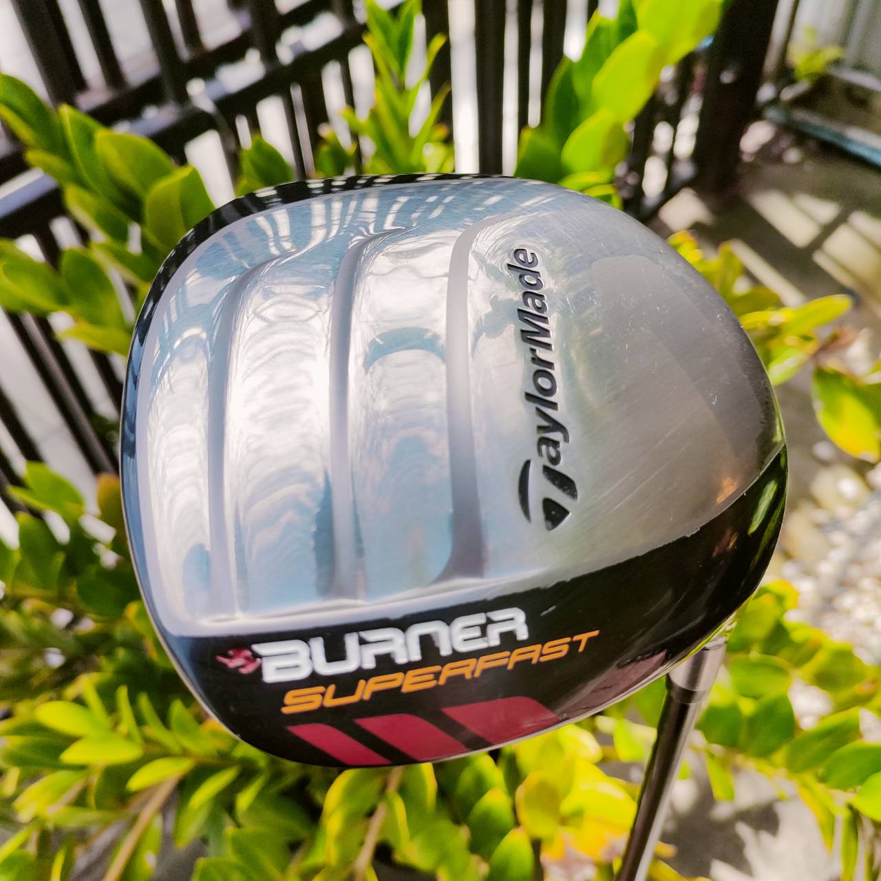 Driver Taylormade BURNER SUPERFAST องศา 9.5 ก้าน MATRIX OZIK XCON4.8 FLEX S หัวใหญ่ขนาด 460 CC.ชดเชยสูงสุด ตีตรงมากๆ ไกลมากๆ ก้านดีมากๆ ใส่เต็มๆไกลมาก ไม้กอล์ฟพรีเมี่ยมมือสอง ของแท้ By NakaraLuxurious