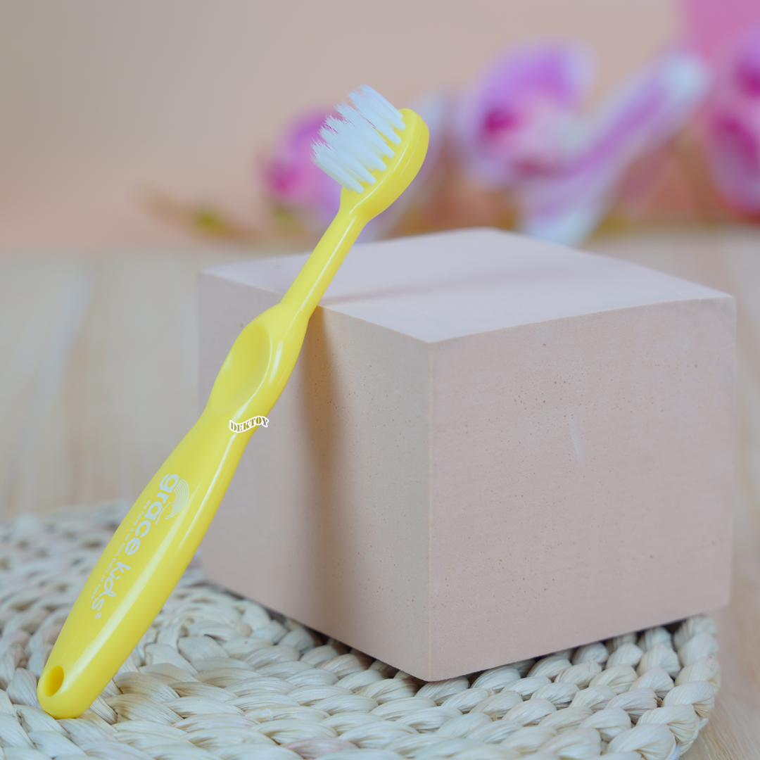 Gracekids เกรซคิดส์ แปรงสีฟัน Step3 สำหรับเด็ก6เดือนขึ้นไป แบบ 3 ชิ้น 4366