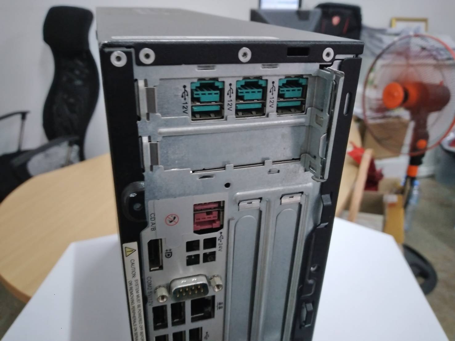 HP RP5800 เครื่องรุ่นที่หายาก ราคาดีงาม