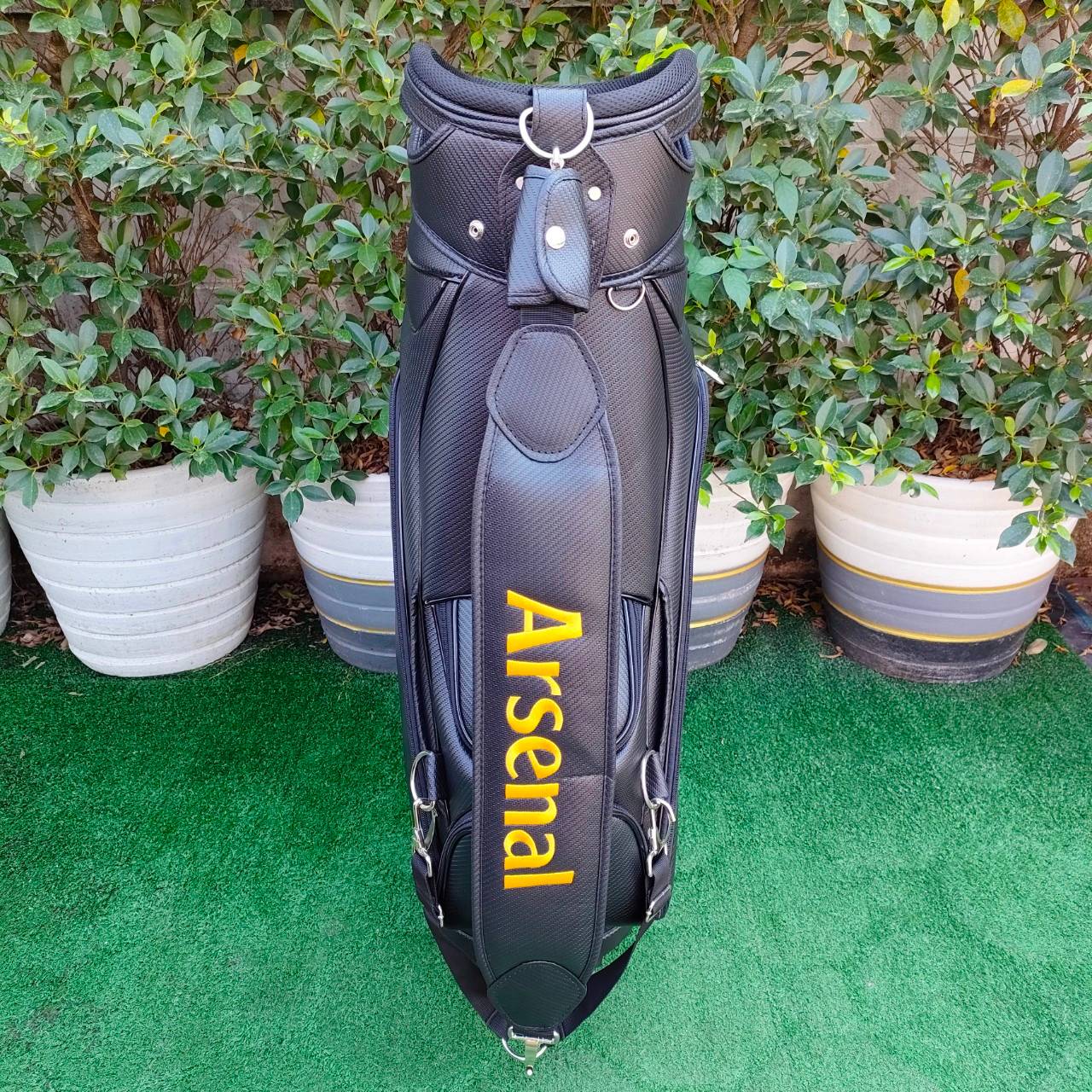 ถุงกอล์ฟ ARSENAL มือหนึ่ง ถุง TOUR ใบใหญ่ วัสดุดีมาก ใหม่ไม่เคยใช้งานครับ