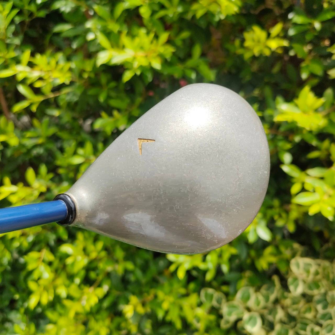 FW7 CALLAWAY BIG BERTHA WAR BIRD เป็นตัว HEAVEN WOODS ตีแทนเหล็กยาว ตีง่ายมากๆ เป็นไฮบริดยุคแรก ซึ่งจะตีง่าย มากกว่าไฮบริดในปัจจุบันมาก และตรงกว่ามาก เหนื่องจากเป็น FW จะ MOI สูงมากๆ