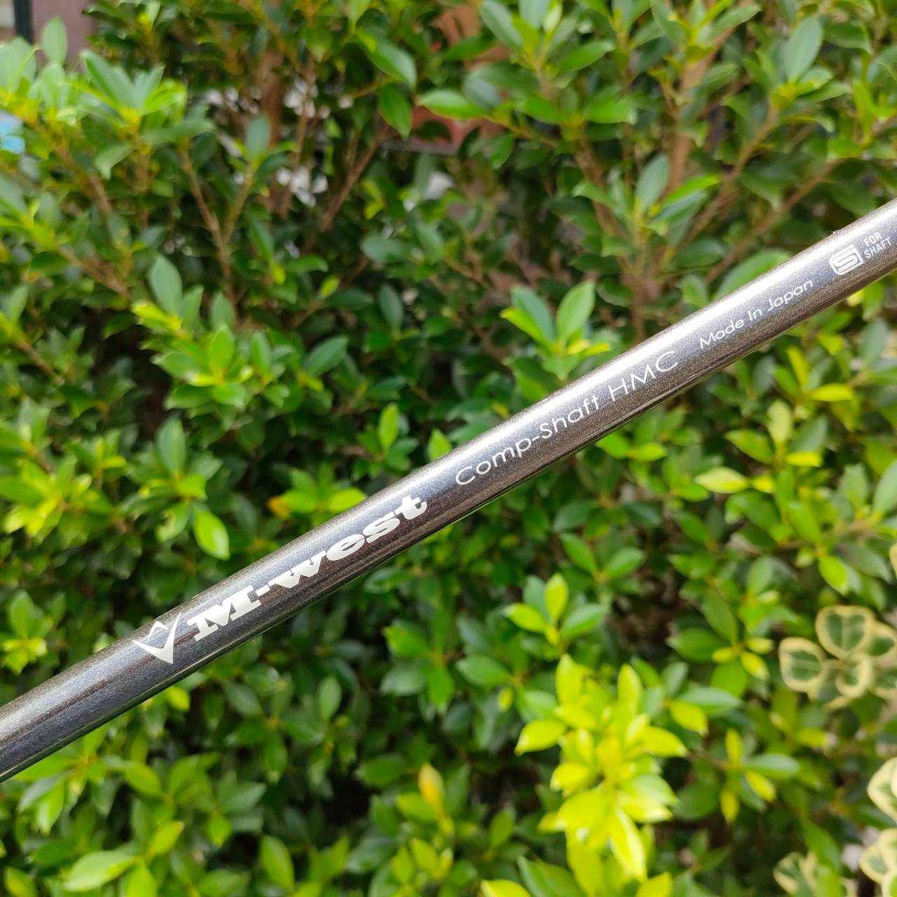FW 9 TOUR FIELD องศา 24 ก้าน M-WEST COMP-SHAFT HMC ตีง่าย ๆท่านที่ตีเหล็กยาวไม่ได้ มีติดถุงไว้ เล่นได้หลายช๊อตแน่นอน