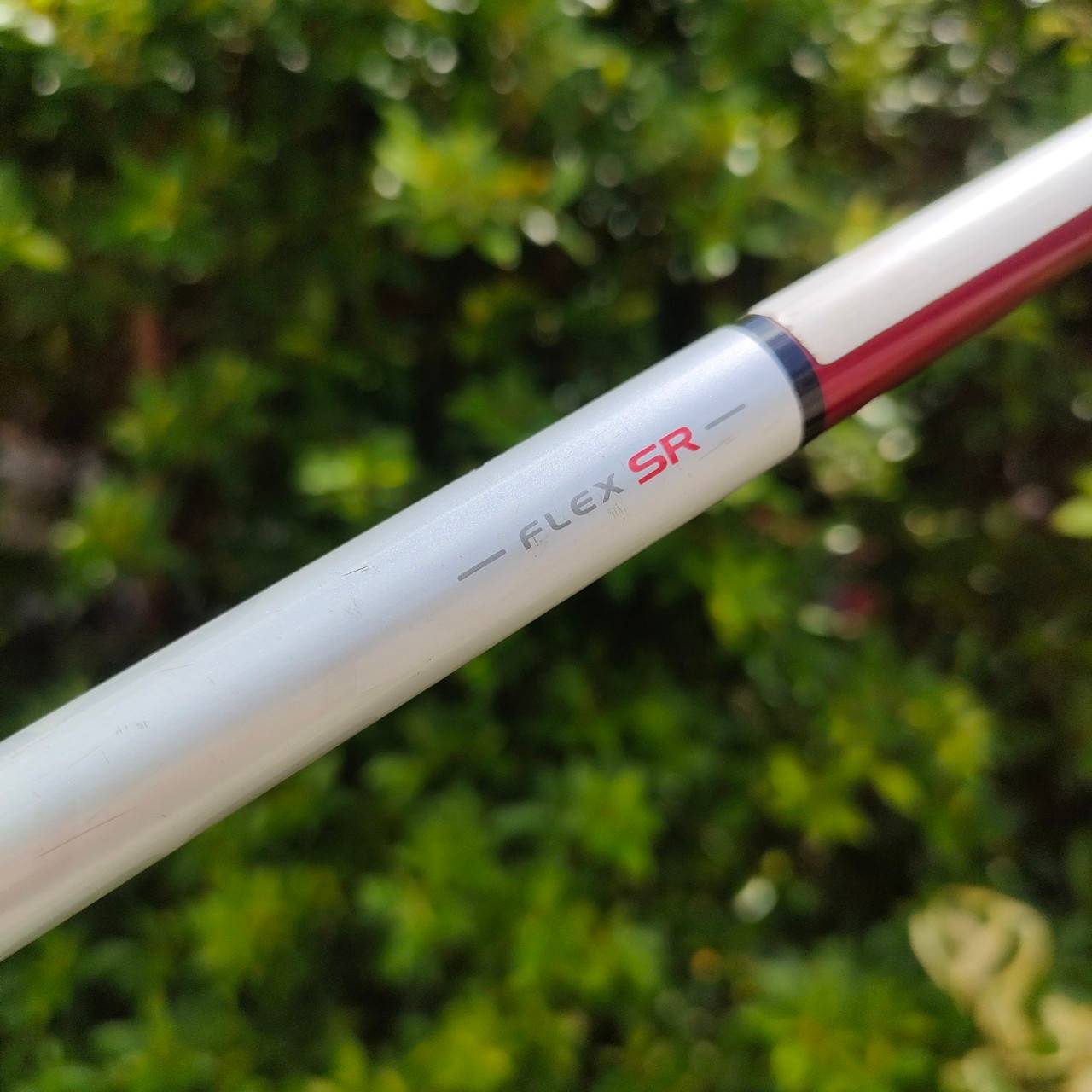 DRIVER TAYLORMADE R9 MAX รุ่น MAX ตีไกลสุดขีด ก้าน FUJIKURA MOTORE FLEX SR องศา 9.5 เป็นรุ่นหน้าเด้งที่สุดของ R9!! ไม้กอล์ฟมือสอง ของแท้ BY NakaraLuxurious