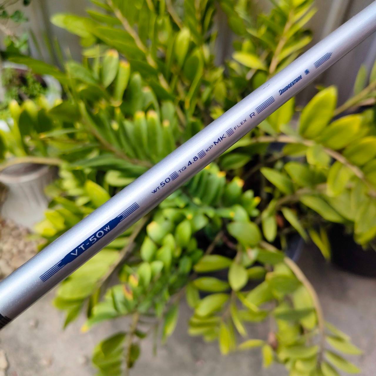 FW9 BRIDGESTONE VIQ องศา 23 ก้าน VIQ IMPACT FLEX R สวยนางฟ้า เข้าบอลแน่นๆ ทรงพลังอย่างมาก เสียงเพราะ และให้ความมั่นใจเวลาลงไม้ ไม้กอล์ฟพรีเมี่ยมมือสอง ของแท้ By NakaraLuxurious