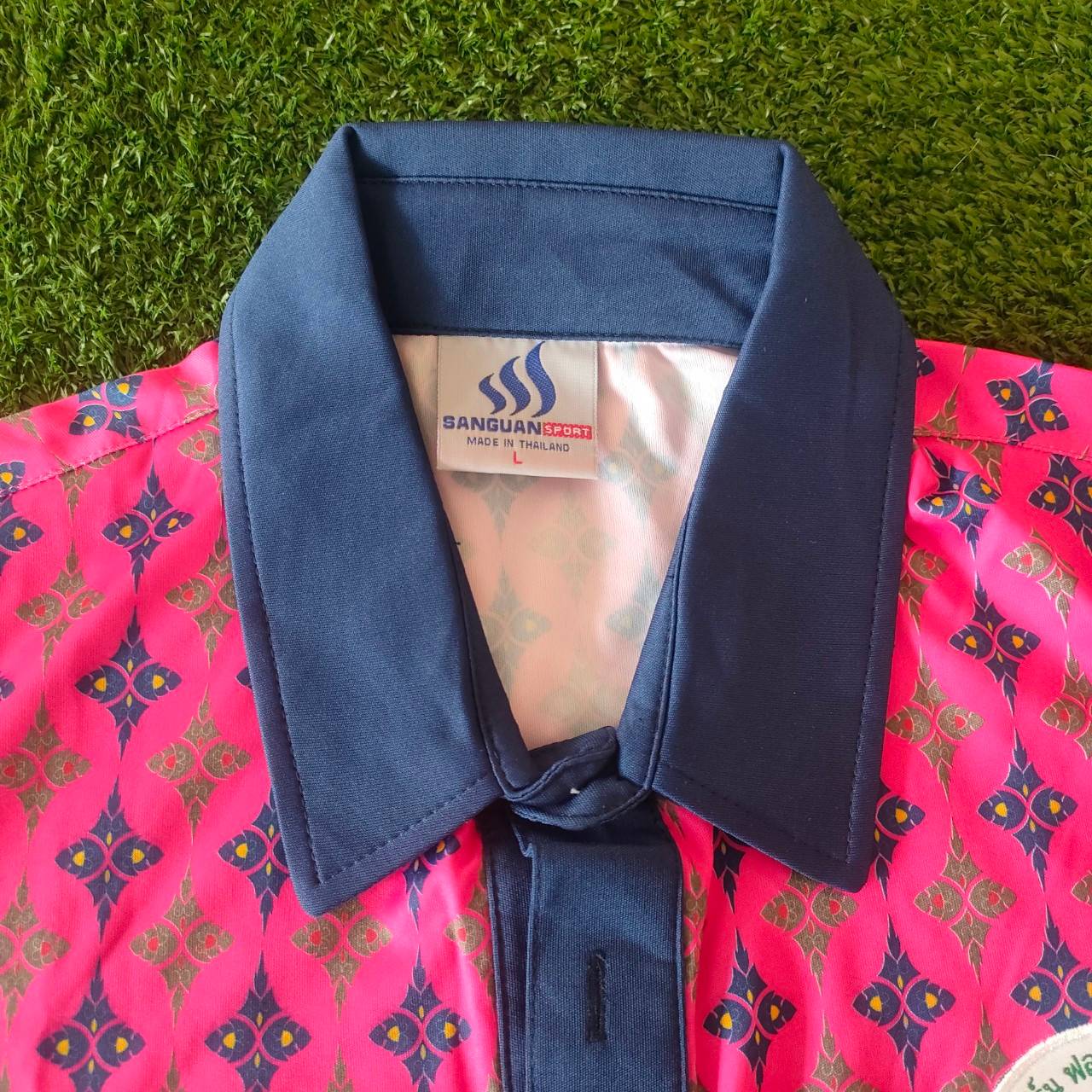 **เสื้อกอล์ฟสำหรับสุภาพบุรุษ** เสื้อกอล์ฟ EFT ของใหม่!! ขนาดไชส์ L มือหนึ่ง ของแท้ BY NakaraLuxurious