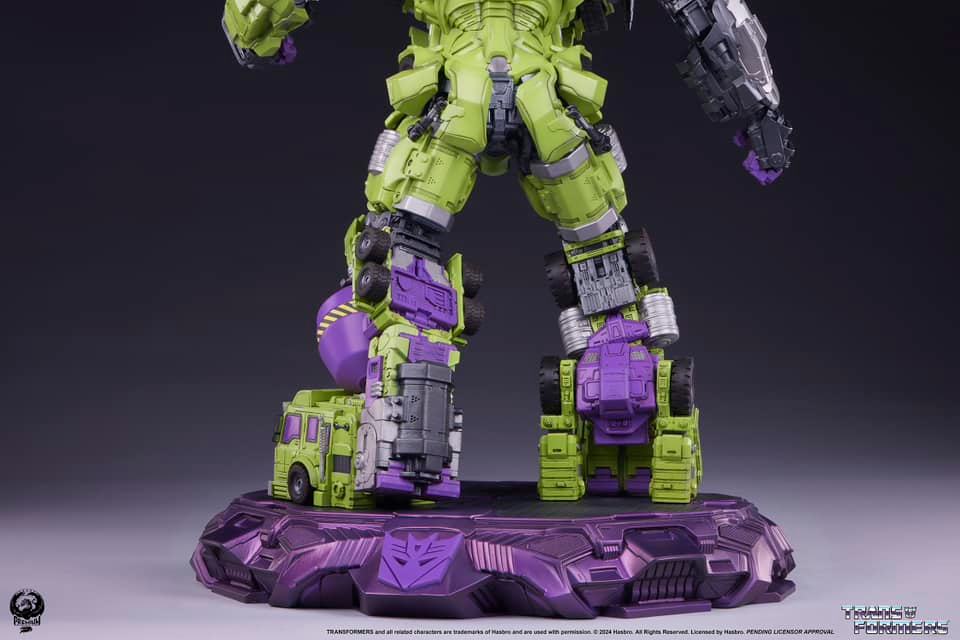 [สั่งจอง] PCS : Devastator (Transformers)