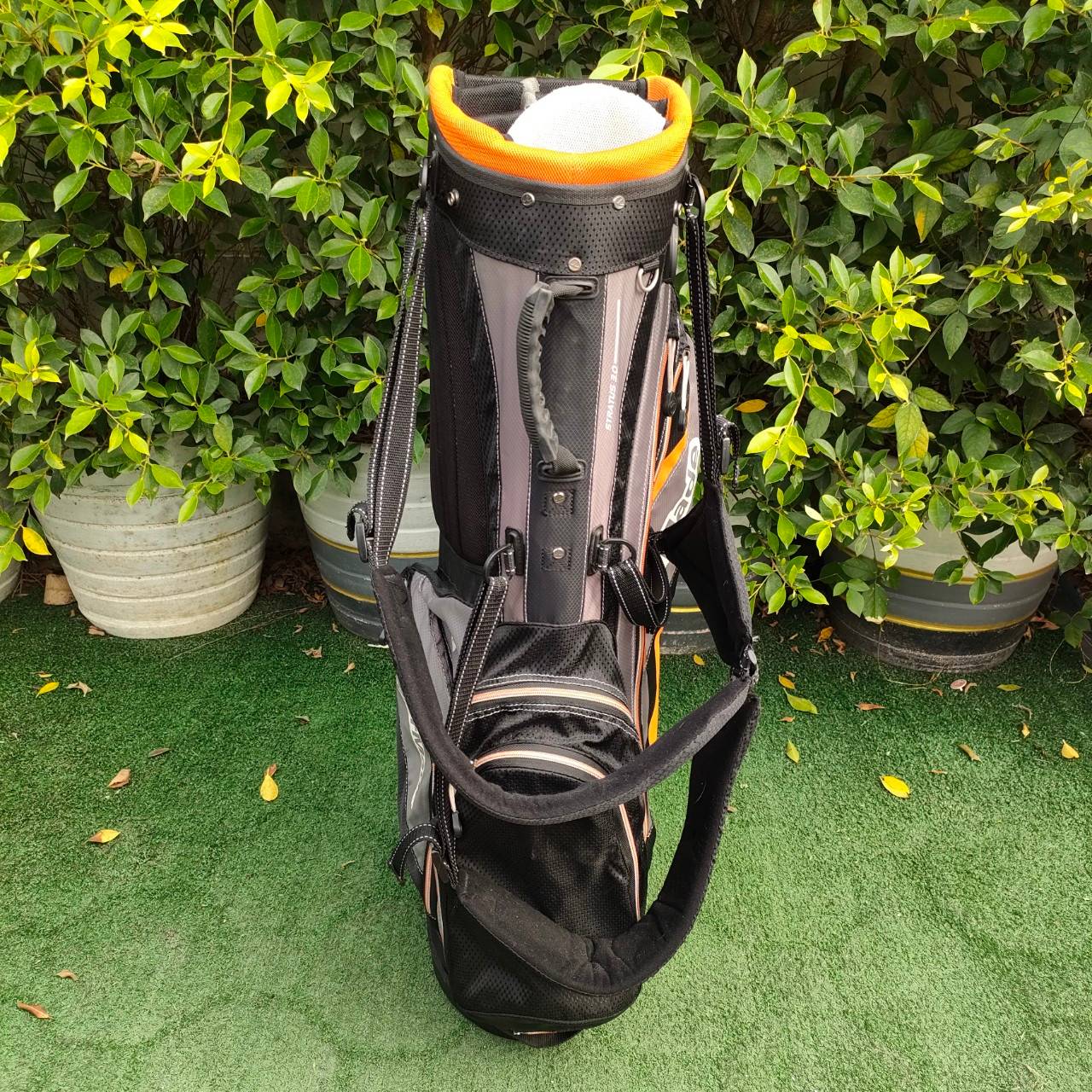 ถุงกอล์ฟ TAYLORMADE ขาตั้งมือสอง