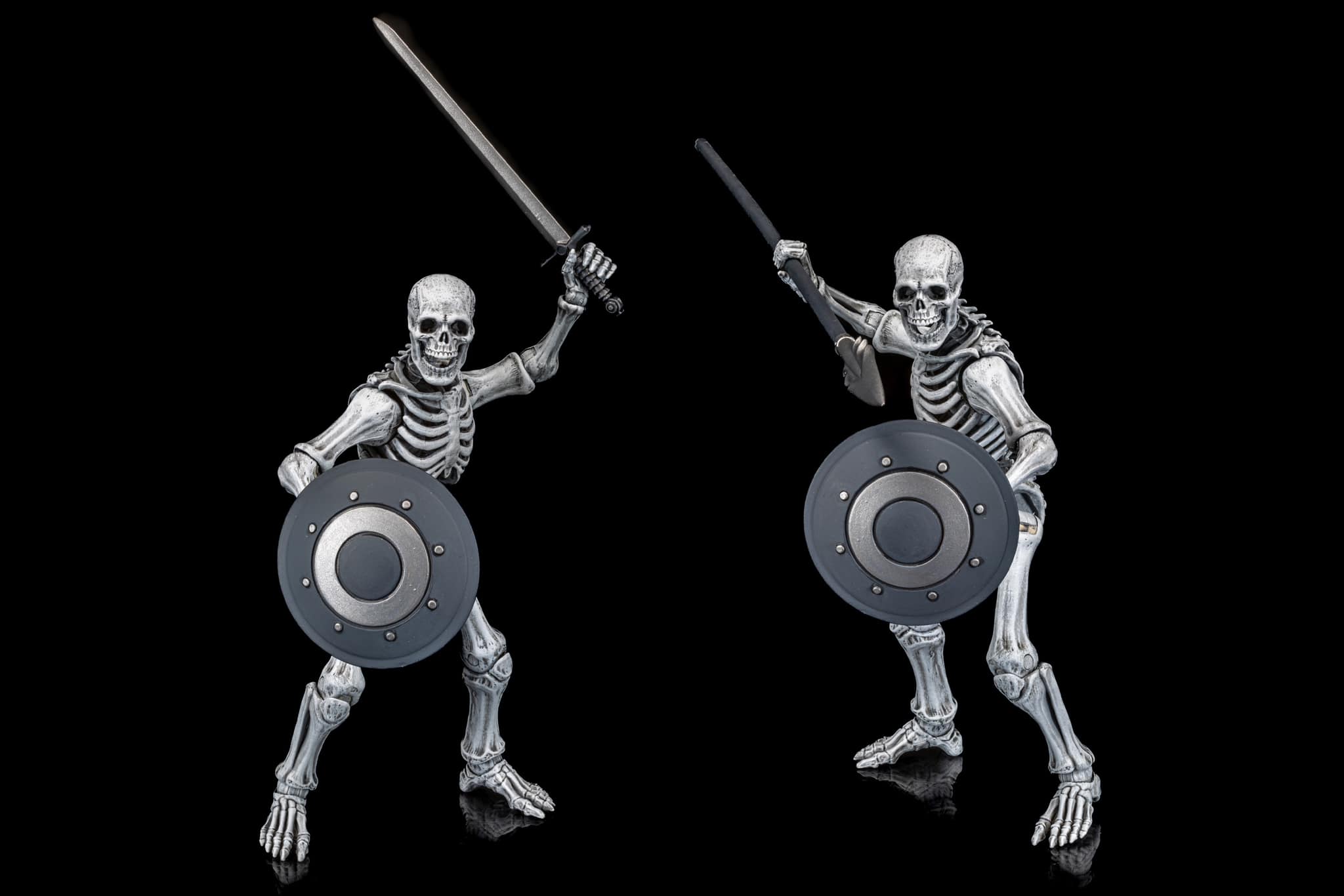 [พร้อมส่ง] Fourhorsemen : GRAVEYARD SKELETONS 4-pack