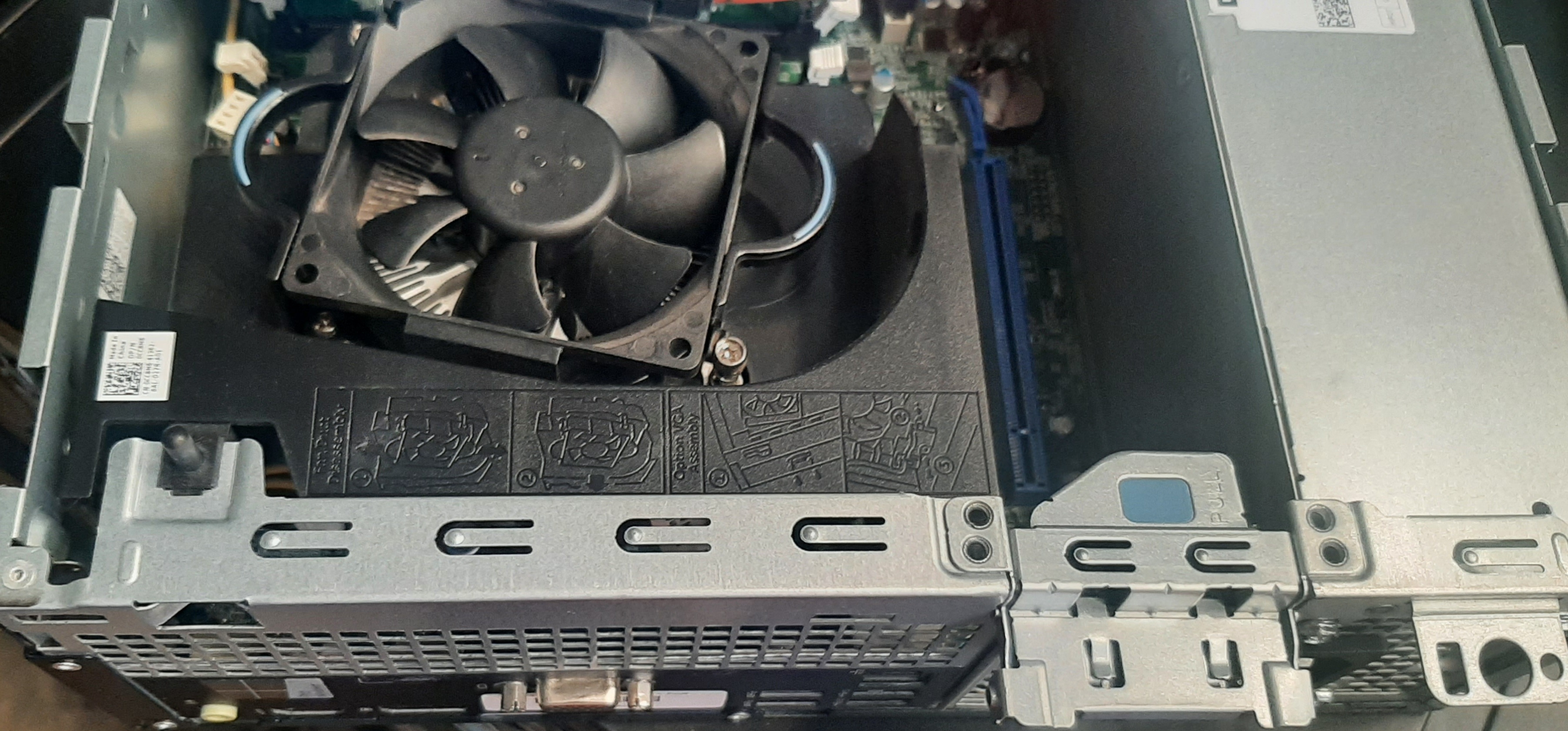 คอมพิวเตอร์ตั้งโต๊ะขนาดเล็ก มือสอง Dell Optiplex 3040 DT (i3-6100 Ram4GB HDD500GB) สภาพดี ใช้งานปกติ ประกันร้าน 1 เดือน