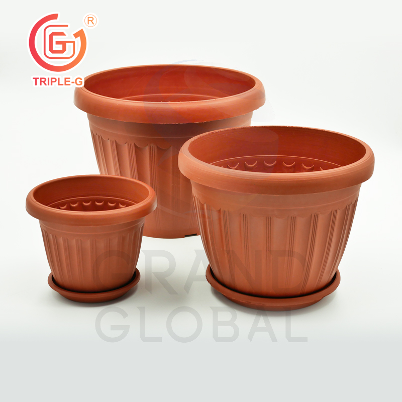 Triple-G กระถางต้นไม้ พร้อม จานรอง ถาดรอง กระถางดอกไม้ กระถาง พลาสติก ทรงกลม สีอิฐ