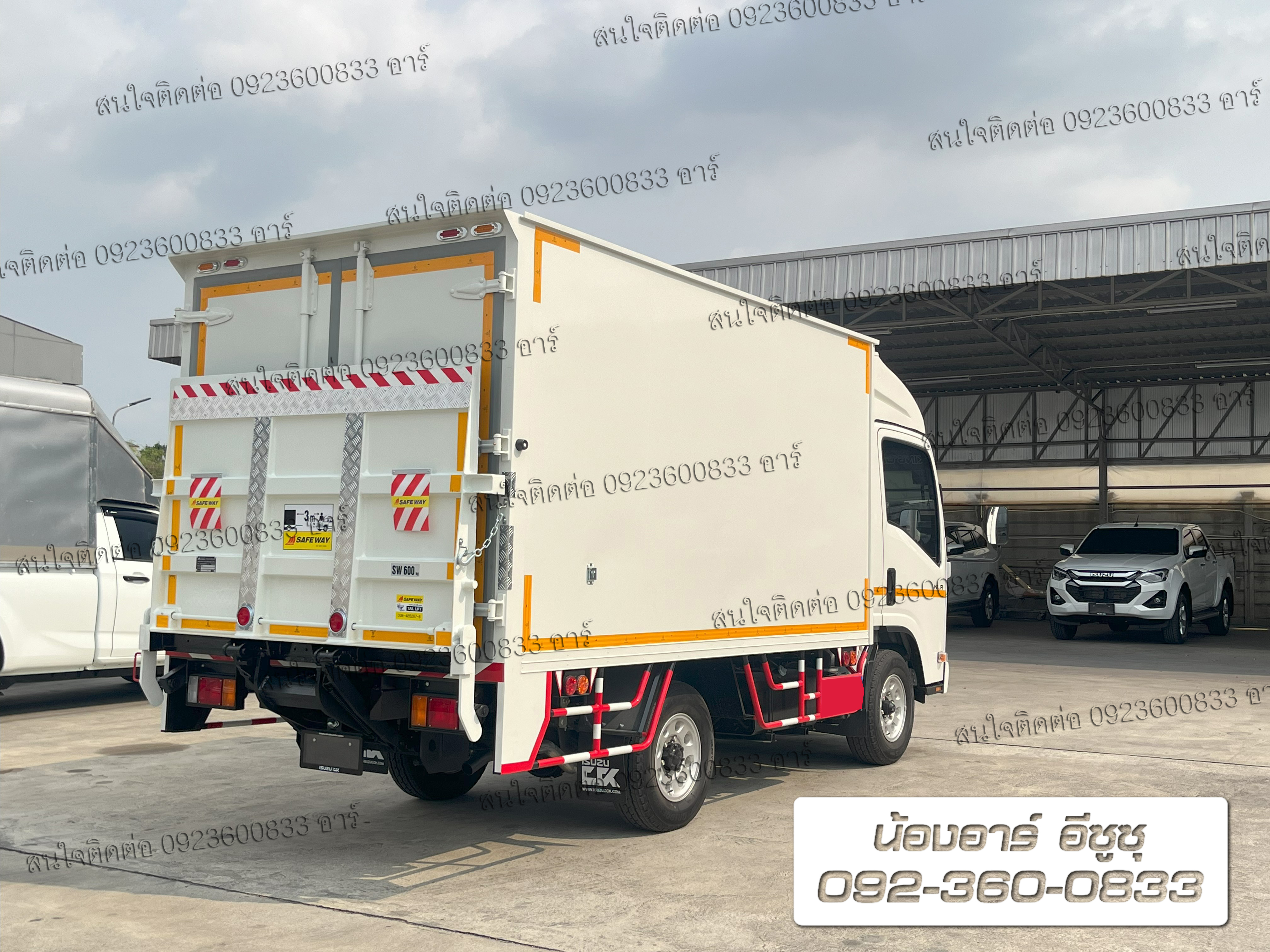 4 ล้อ ISUZU NLR Euro5 Max ตู้แห้ง ลิฟท้าย