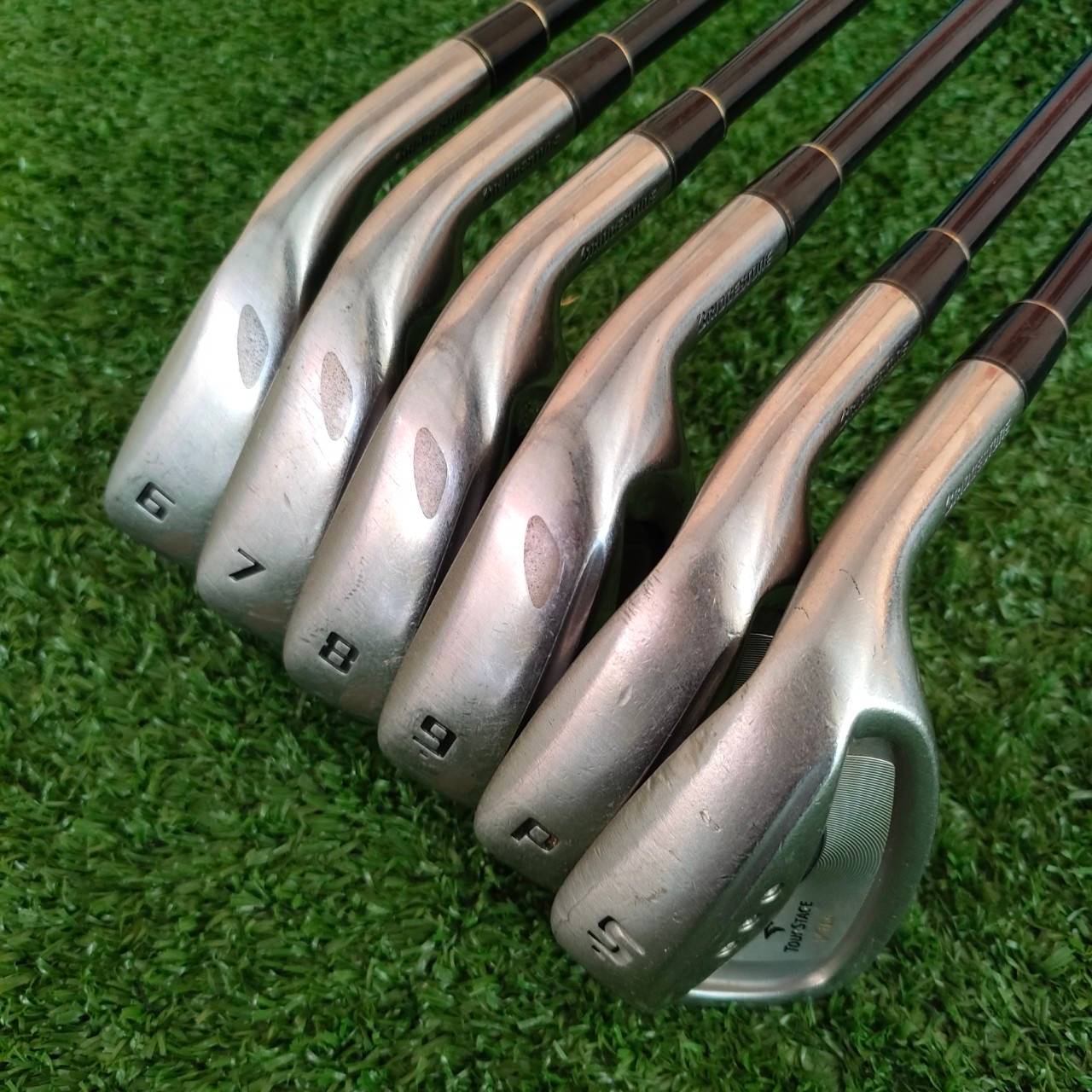 ชุดเหล็ก BRIDGESTONE TOURSTAGE VIQ มีเหล็ก 6-9 เเละ PW ก้าน TSI-50 FLEX R ชุดเหล็กหน้าเด้ง ญี่ปุ่น ที่หน้าไม้มีแผ่นพิเศษ อีกหนึ่งแผ่น ช่วยให้ตีไกล และสปินคมจัด ตีง่ายมากๆ ไกลกว่าปกติ 1 เบอร์