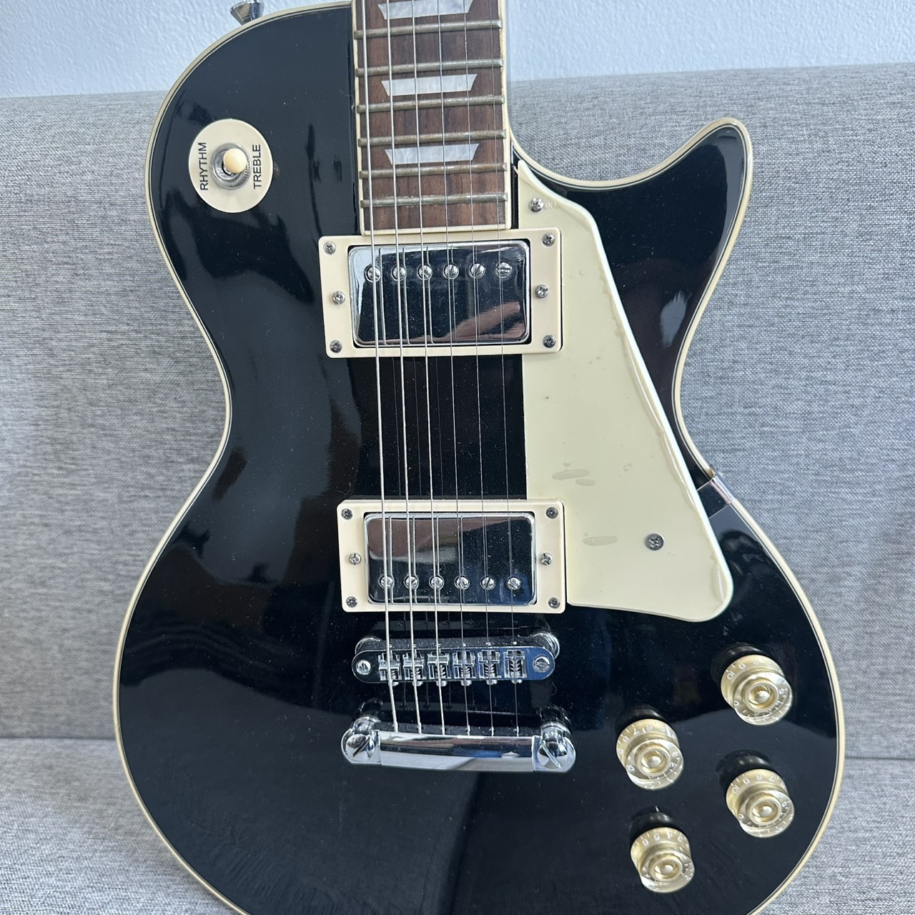 กีตาร์ไฟฟ้า Gusta GLP-01