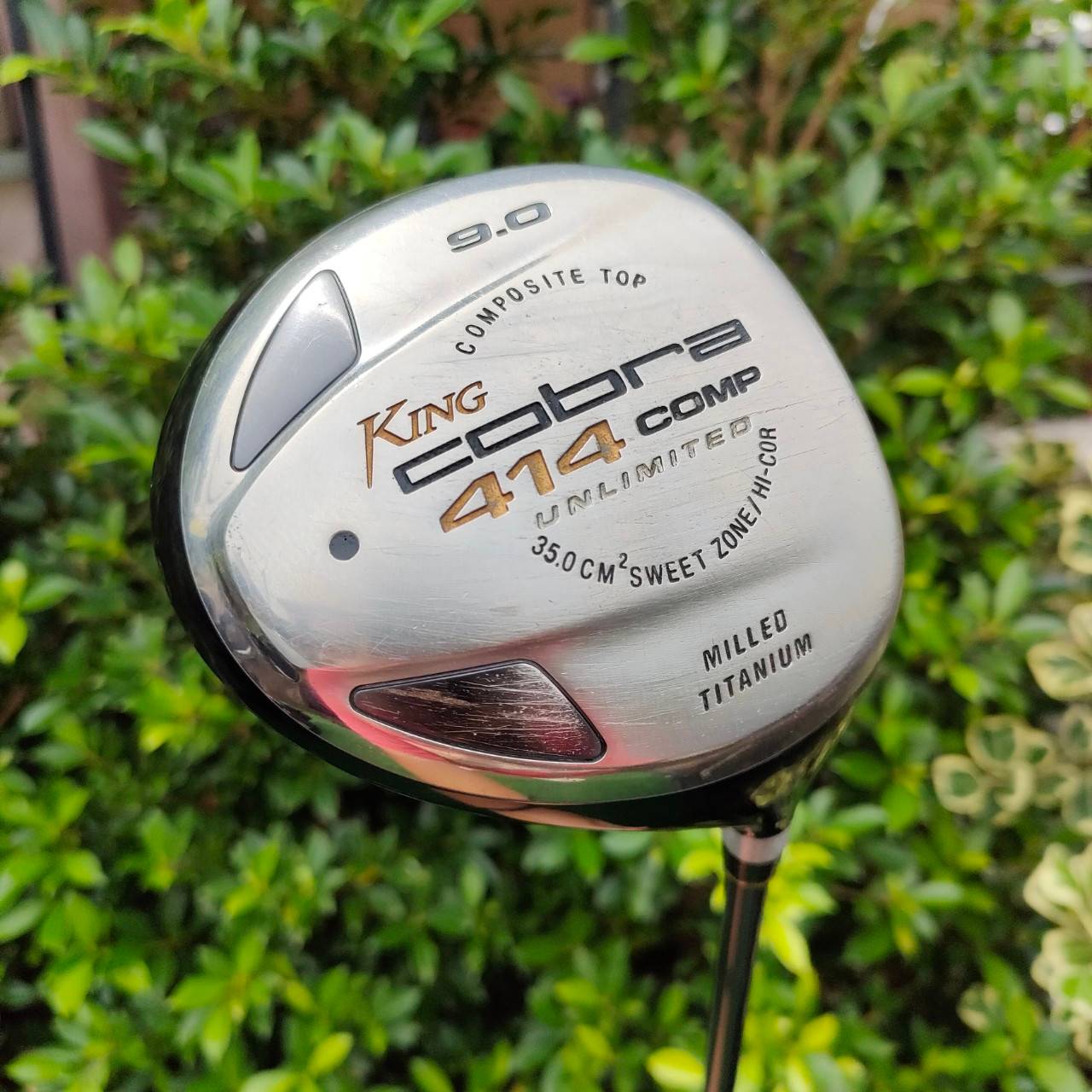 DRIVER KING COBRA 414 COMP ก้าน MITSUBISHI RAYON FLEX S องศา 9 กระดองเด้ง เป็นกระดองคอมโสิท เด้งทั้งตัว หัวนี้ถ้าลองจะติดใจมาก ตีง่าย และ ตีไกลสุดๆ เสียงสนั่นครับ