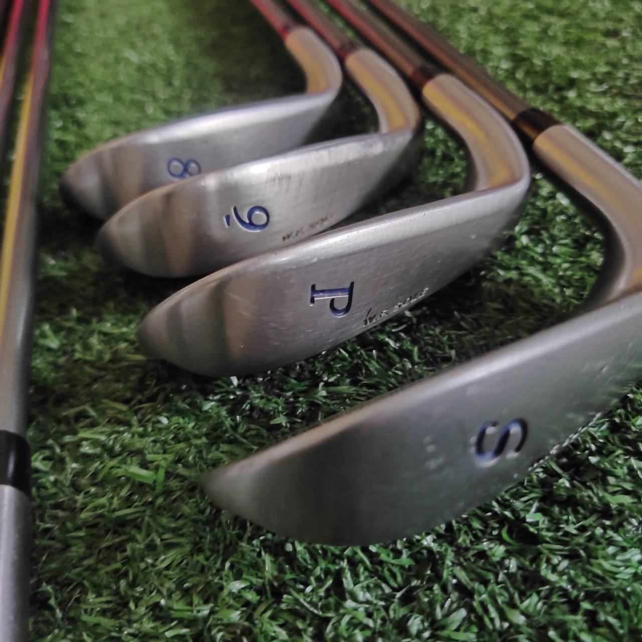 ชุดเหล็กสำหรับคุณผู้หญิง! MIZUNO EURUS EG-175 Lady ตัวช่วยเยอะมาก ตีง่าย สายญี่ปุ่นแท้ๆ