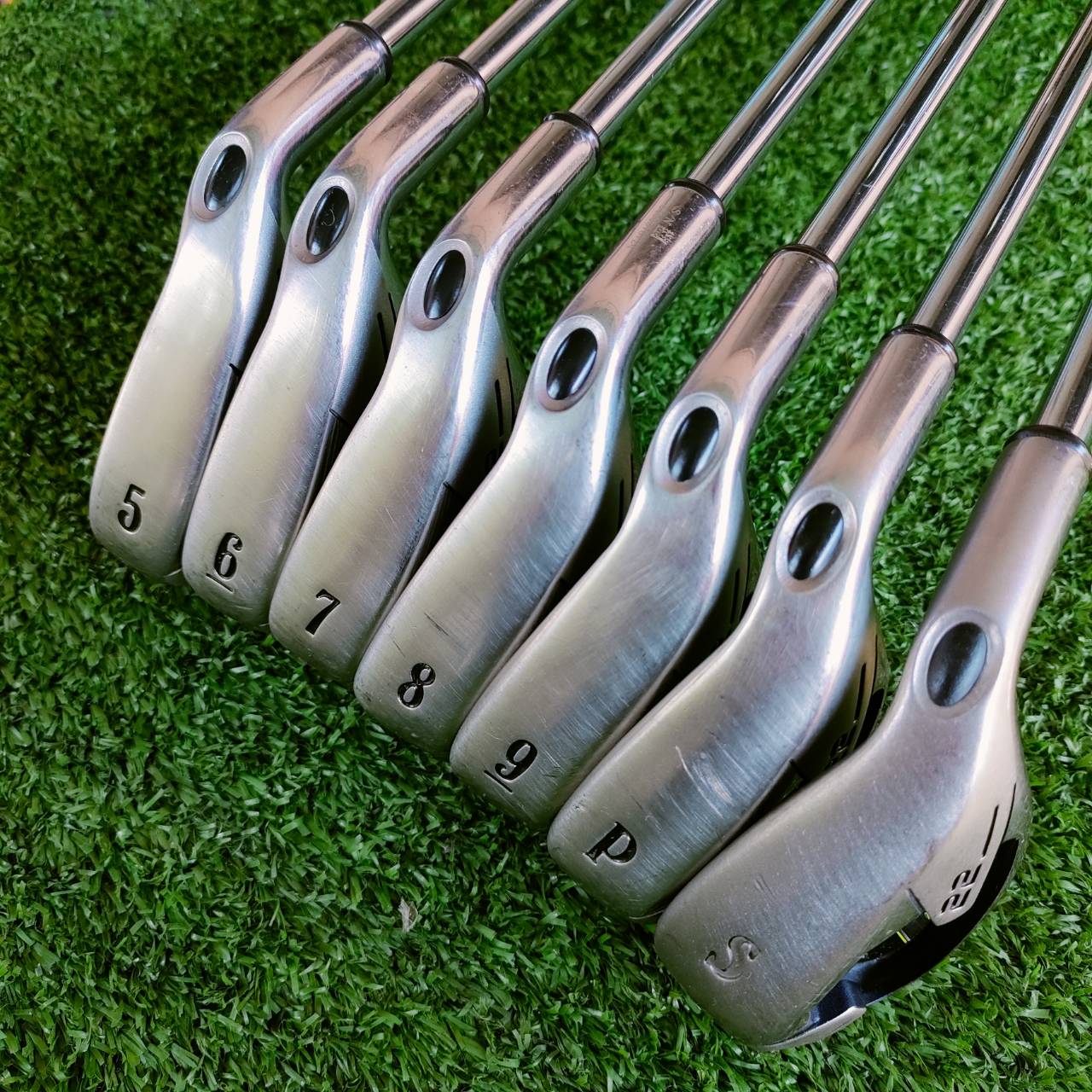 ชุดเหล็ก Callaway X-22 ก้าน NSPRO 950 FLEX R ก้านเหล็กเบาพรีเมี่ยมทั้งชุด สภาพสวยมาก สติ๊กเกอร์ครบ เป็นรุ่นยอดนิยม จุดพีคของ Callaway พัฒนาต่อมาจากรุ่น X18 และ X20 ไม้กอล์ฟพรีเมี่ยมมือสอง ของแท้ By NakaraLuxurious