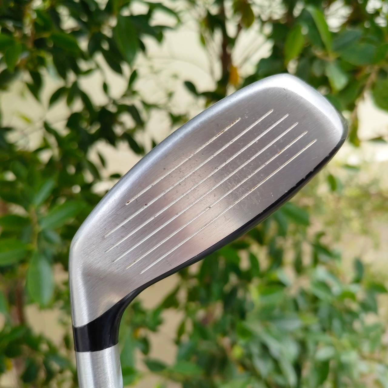 HYBRID4 TAYLORMADE RESCUE องศา 22 ก้าน RE*AX RESCUE FLEX S เป็นรุ่นสร้างชื่อมากๆของ RESCUE ตีง่ายมาก แม่นยำ ตีโดนดีมากๆ เสียงใส เวลาตีมั่นใจ เล็งกรีนระยะไกลได้เลย ไม้กอล์ฟพรีเมี่ยมมือสอง ของแท้ By NakaraLuxurious