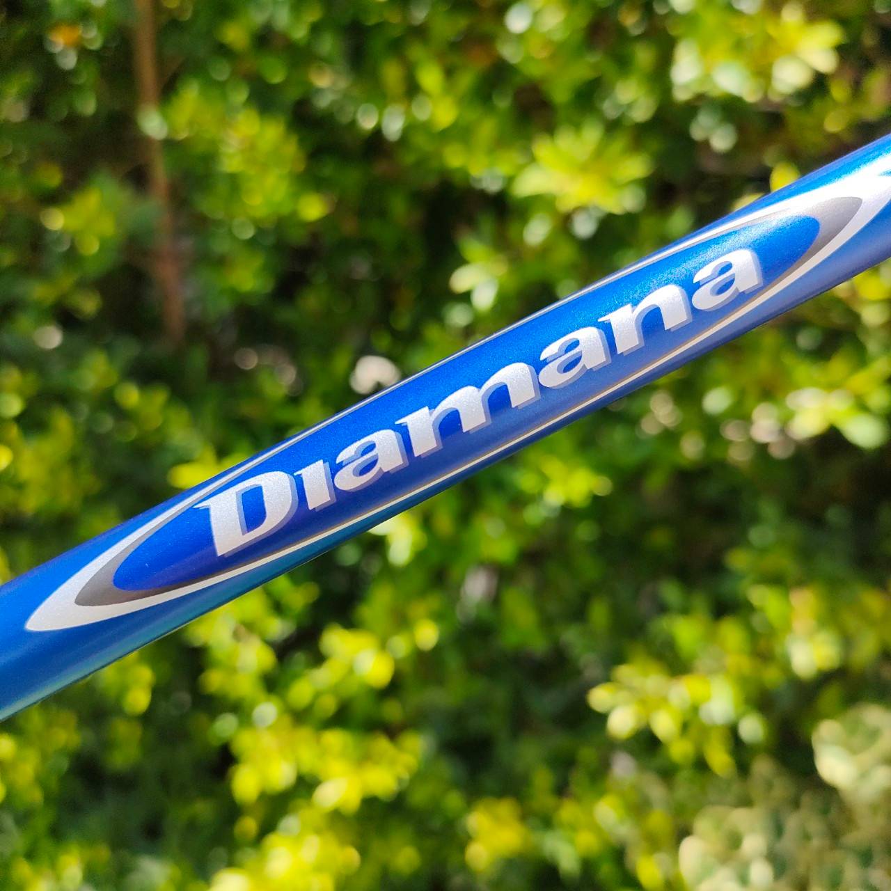 DRIVER TAYLORMADE M4 องศา 9.5 ก้าน DIAMANA FLEX S โมใส่ก้าน DIMANA ตัวนี้ราคาเป็นหมื่น เลข 4 ตีง่าย และตีไกล ดุดันมากครับ กระดองเคฟล่าทั้งชิ้น กระดองเด้ง หน้า TWIST FACE สุดของสุด COVER เดิมๆ สภาพสวยครบ