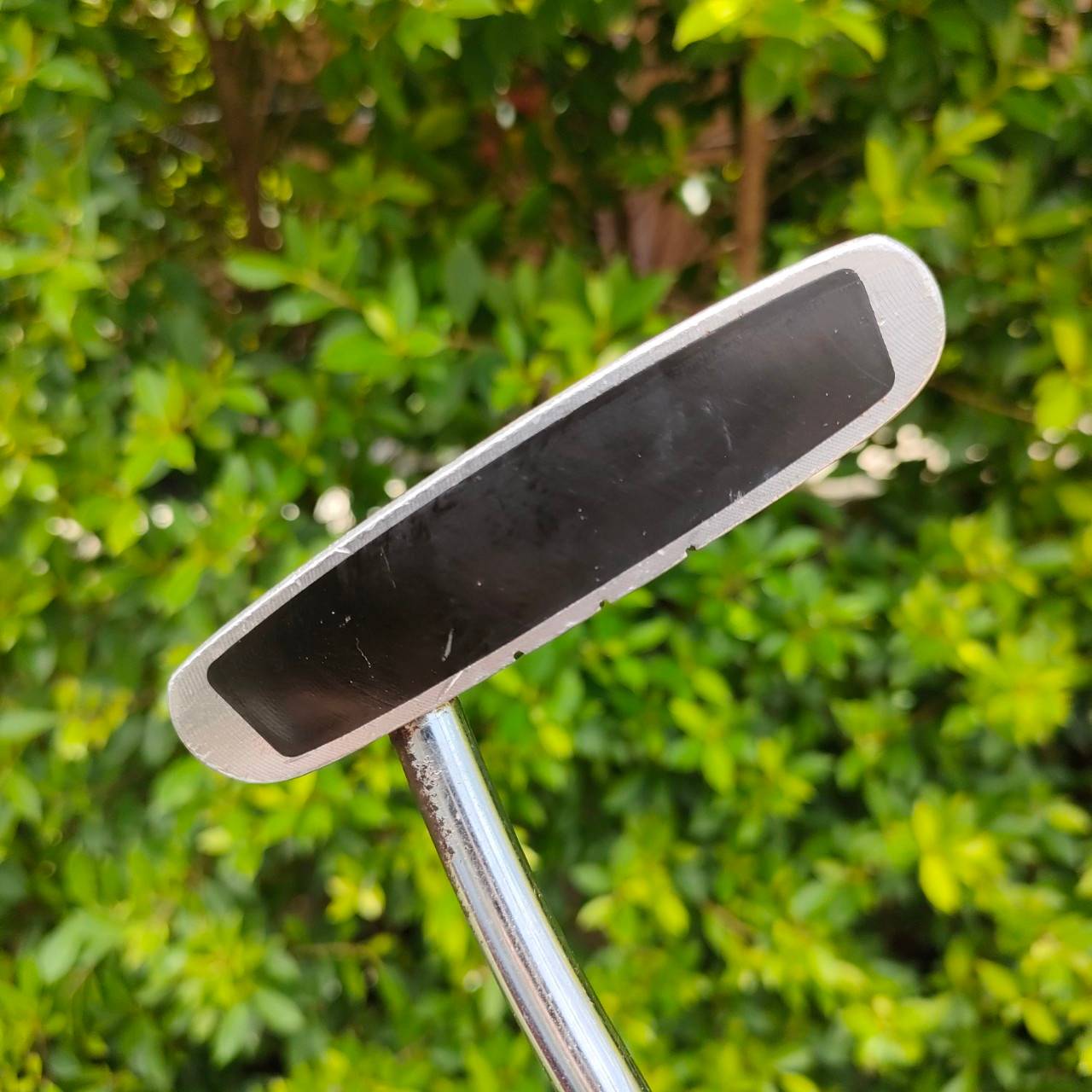 PUTTER ODYSSEY DUAL FORCE ROSSIE II ความยาว 34 นิ้ว สภาพสวยเดิมๆ ** ตรงคอPUTTER มีสนิมขึ้นเล็กน้อย ** ไม้กอล์ฟมือสอง ของแท้ BY NakaraLuxurious