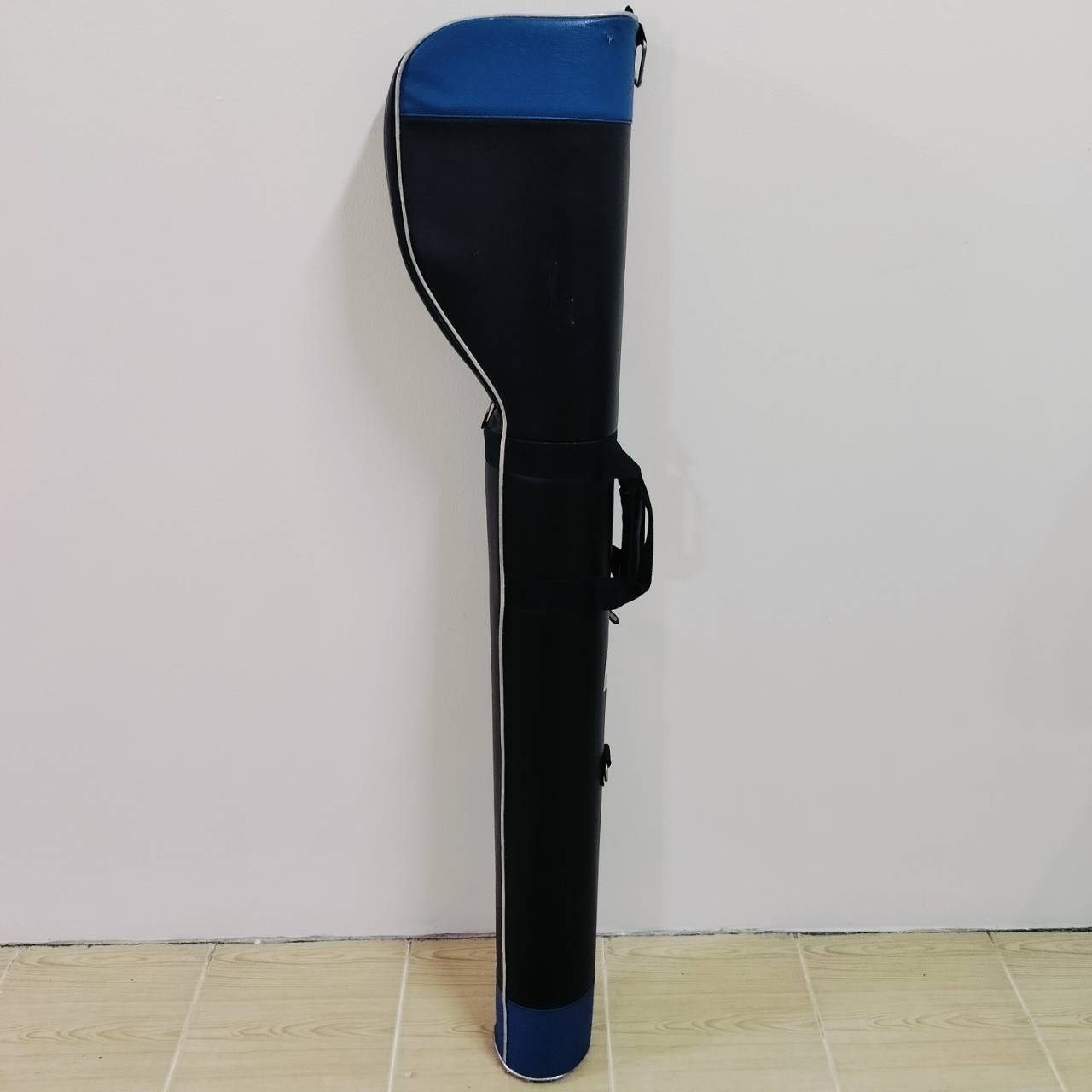 ถุงกอล์ฟ HALFSET Taylormade ถุงแบบแข็ง สำหรับซ้อมไดร์ฟ หรือเดินทางก็แข็งแรงมาก จัดชุดเหล็กขึ้นเครื่องบิน หรือรถที่นำถุงกอล์ฟไปตีต่างจังหวัด ประหยัดเนื้อที่มากเลยค่ะ