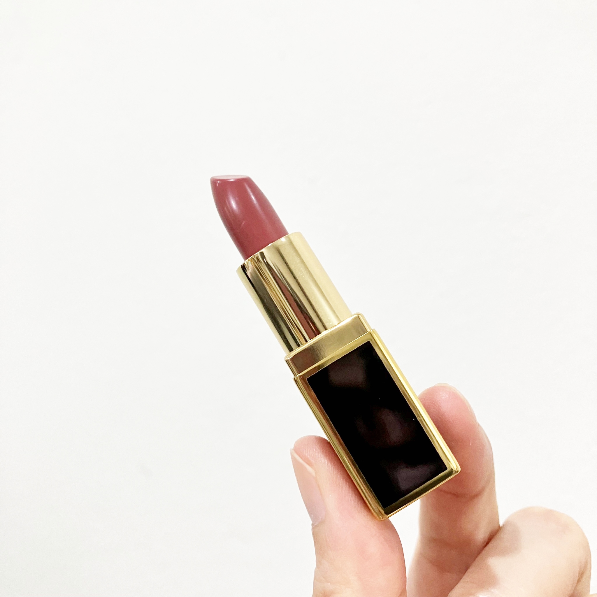 TF Lip Color ขนาดทดลอง 1g Casablanca ลิปสติกสุดหรูหราที่เป็นที่หนึ่งในใจของสาวๆทั่วโลก