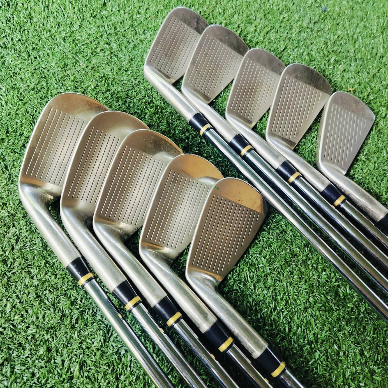ชุดเหล็ก MIZUNO T-ZOID PRO POWER BLADE ชุดใหญ่ 10 ชิ้น มีตั้งแต่เหล็ก 3-9 PW SW FW ตัว WEDGE เป็นใบเบลดให้เลย ชิพดี ระเบิดทรายมันส์ สปินดีมาก ไม้กอล์ฟพรีเมี่ยมญี่ปุ่นมือสอง By NakaraLuxurious