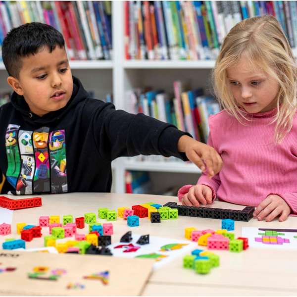 ลูกบาศก์สีสันแสนสนุกของเล่นเสริมพัฒนาการ, สื่อการสอนเด็กอนุบาล ,ของเล่นเสริมพัฒนาการ พร้อมส่ง