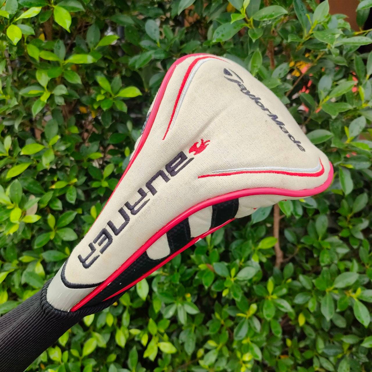 DRIVER TAYLORMADE BURNER SUPERFAST 2.0 องศา 10.5 ก้าน BURNER 2.0 SUPERFAST 65 FLEX R ตัวนี้หัวขาว เน้นตีง่ายเหมือนเดิม เพิ่มเติมคือระยะ และฟีลลิ่งที่ดุดันขึ้น