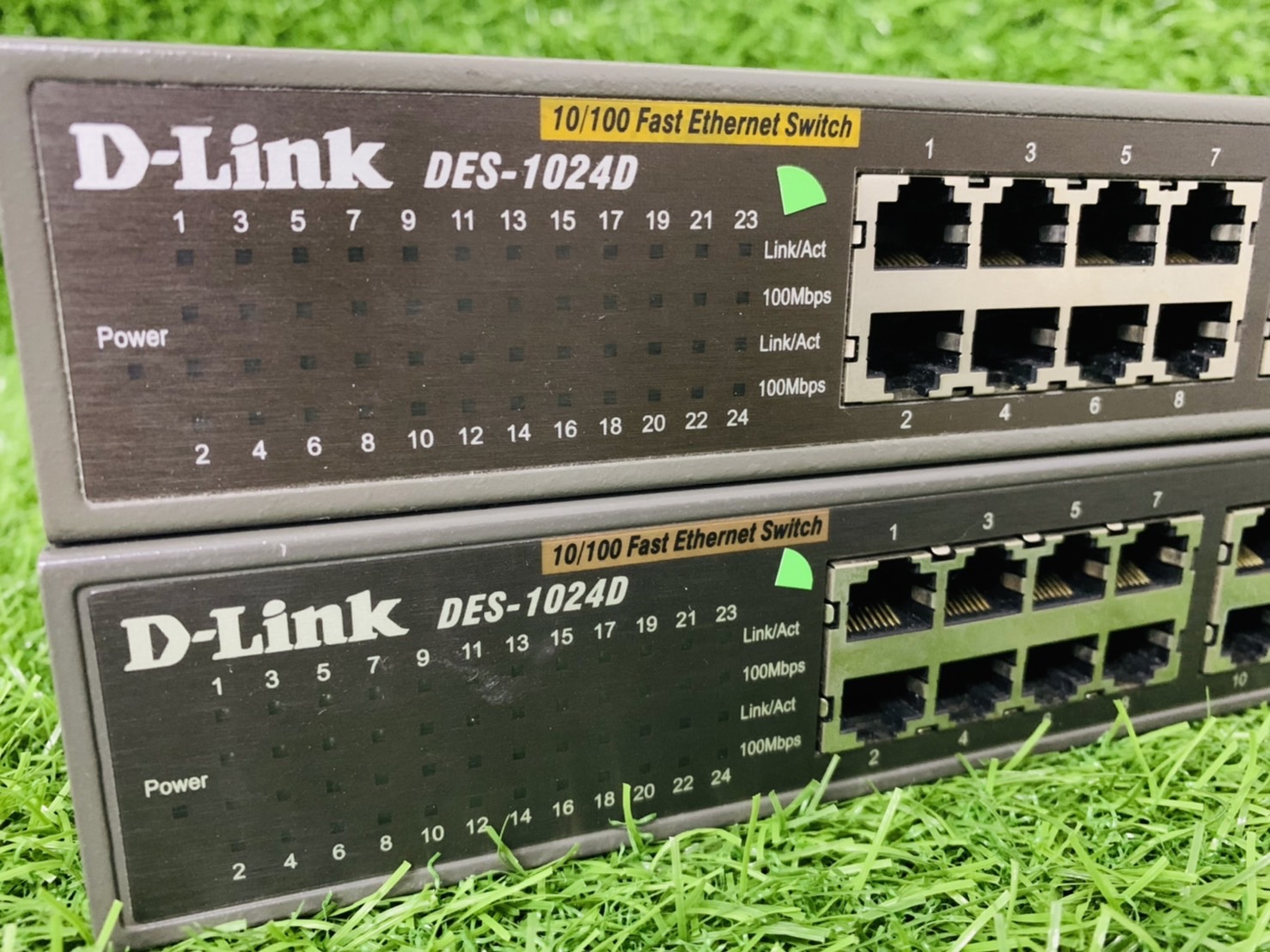 ลดกระหน่ำ สวิตช์ D-Link DES-1024D 24-Port Fast Ethernet 10/100 Mbps Unmanaged Switch