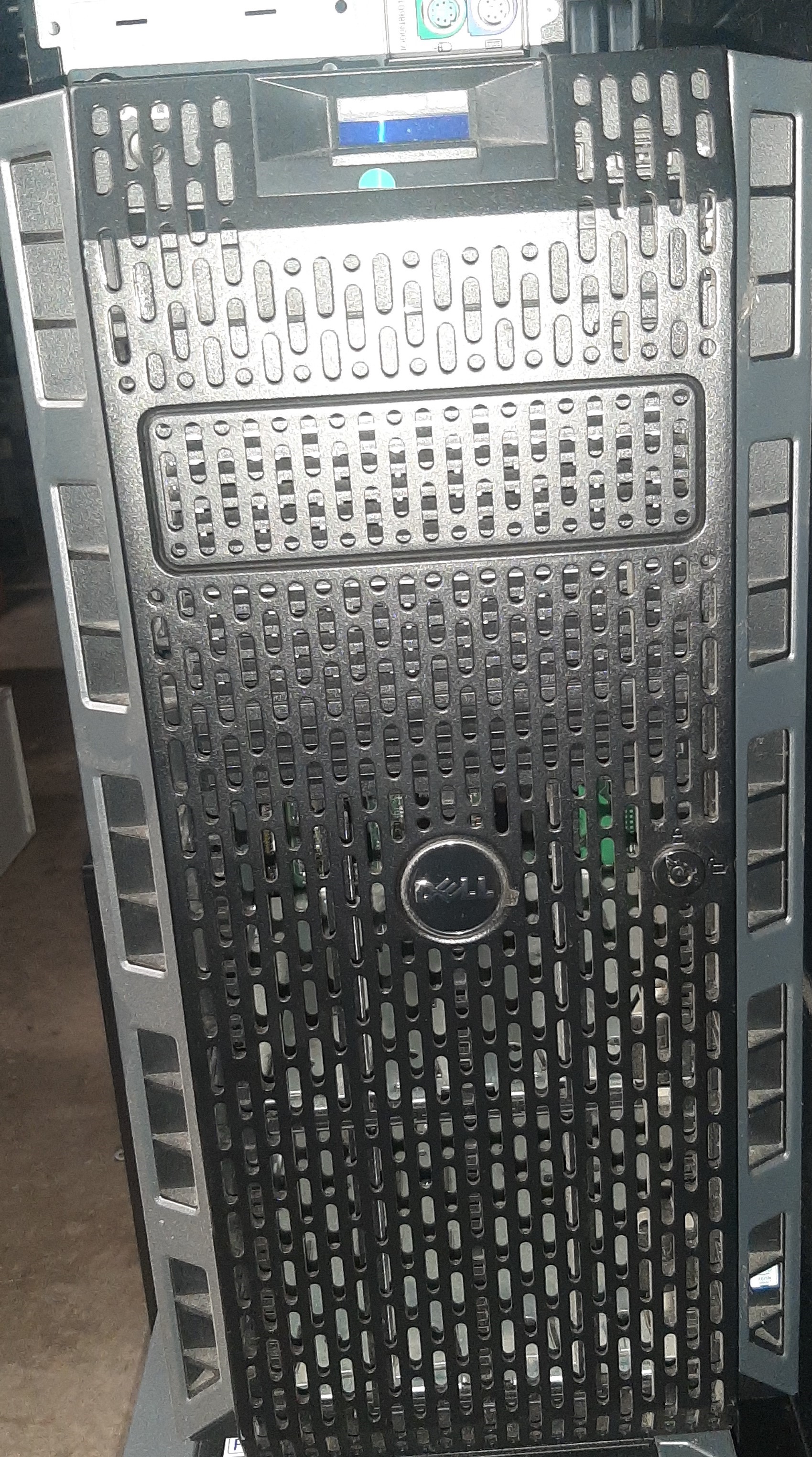 Dell T330 เซิร์ฟเวอร์ มือสอง มีประกันร้าน ดูแลดี(E3-1220v5 Ram16GB HDD500GB x8)