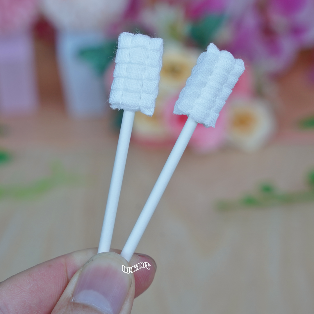 Baby moby โมบี้ ผ้าก๊อซเช็ดลิ้นทารก แปรงผ้าก๊อซสเตอไรส์ (1กระปุก บรรจุ 32 ชิ้น)