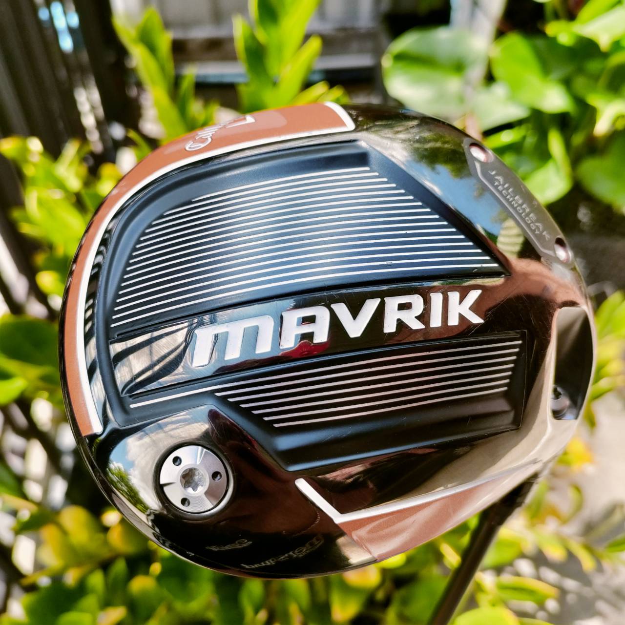 Driver Callaway MAVRIK องศา 9 ก้าน BASILEUS 40 กรัม FLEX S ก้านสุดโหดตีไกลเร่งสปีดดีมากๆ สุดยอดของดีจัดๆ ที่ราคาเบามากๆ สภาพสวยนางฟ้า กระดองเคฟล่าทั้งชิ้น มาพร้อม COVER แท้เดิมตรงรุ่น ไม้กอล์ฟพรีเมี่ยมมือสอง ของแท้ By NakaraLuxurious