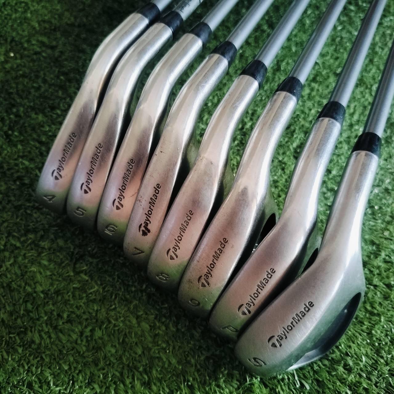 ** ไม้กอล์ฟผู้หญิง ** ชุดเหล็ก Taylormade 200 ก้าน Taylormade LITE L60 ก้านเบามากๆ สภาพดี กริพดี ก้านเดิมทั้งชุดเลยค่ะ ไม้กอล์ฟพรีเมี่ยมมือสอง ของแท้ By NakaraLuxurious