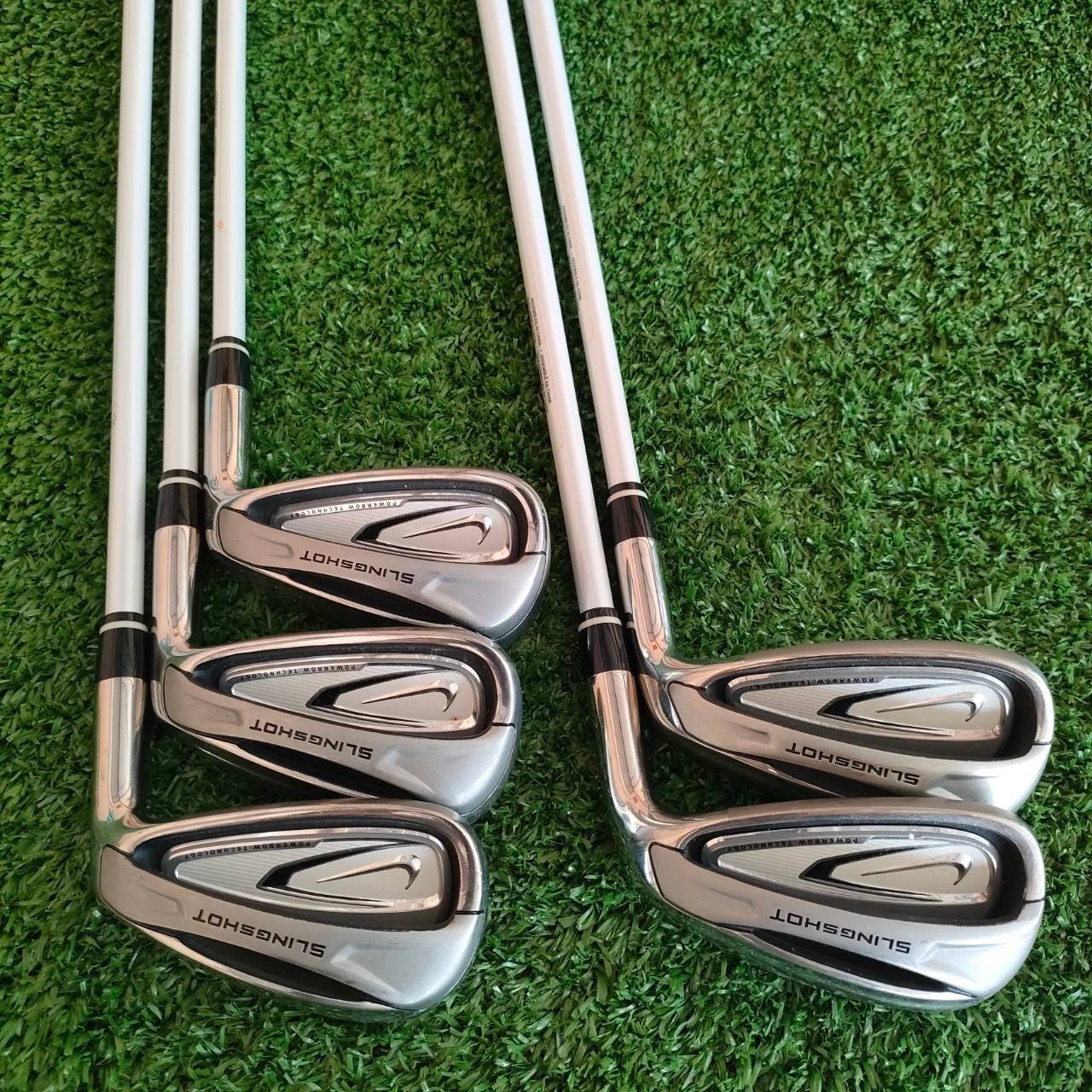 ** ไม้กอล์ฟสำหรับผู้หญิง ** ชุดเหล็ก NIKE SLINGSHOT มีเหล็ก 7-9 เเละ PW SW ก้าน SLINGSHOT FLEX W