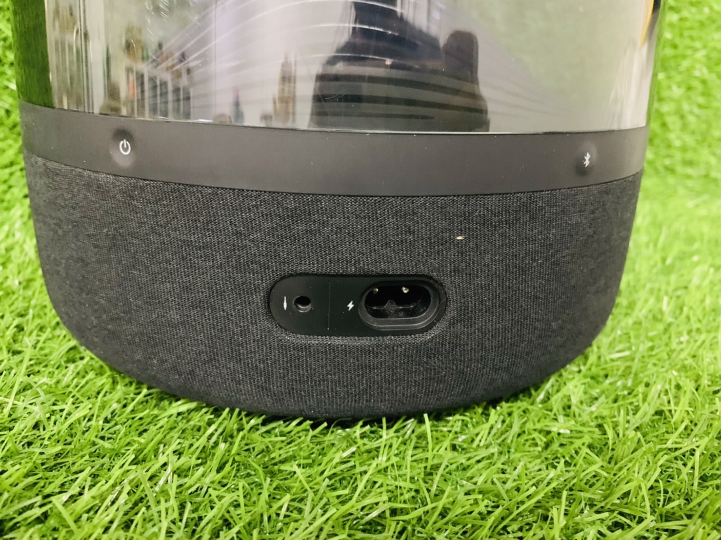 ลำโพง ออกแบบใหม่ สวยงามยิ่งขึ้น Harman/Kardon Aura Studio 3 - สี: ดำ