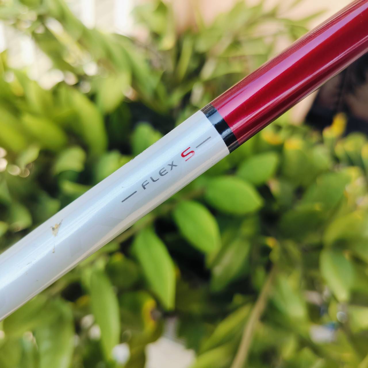 ก้านสำหรับใส่ HYBRID FUJIKURA MOTORE FLEX S มือสองสภาพดี คุณภาพดีมาก ความยาวเฉพาะก้าน 41.5 นิ้ว ก้านไม้กอล์ฟพรีเมี่ยมมือสอง ของแท้ By NakaraLuxurious