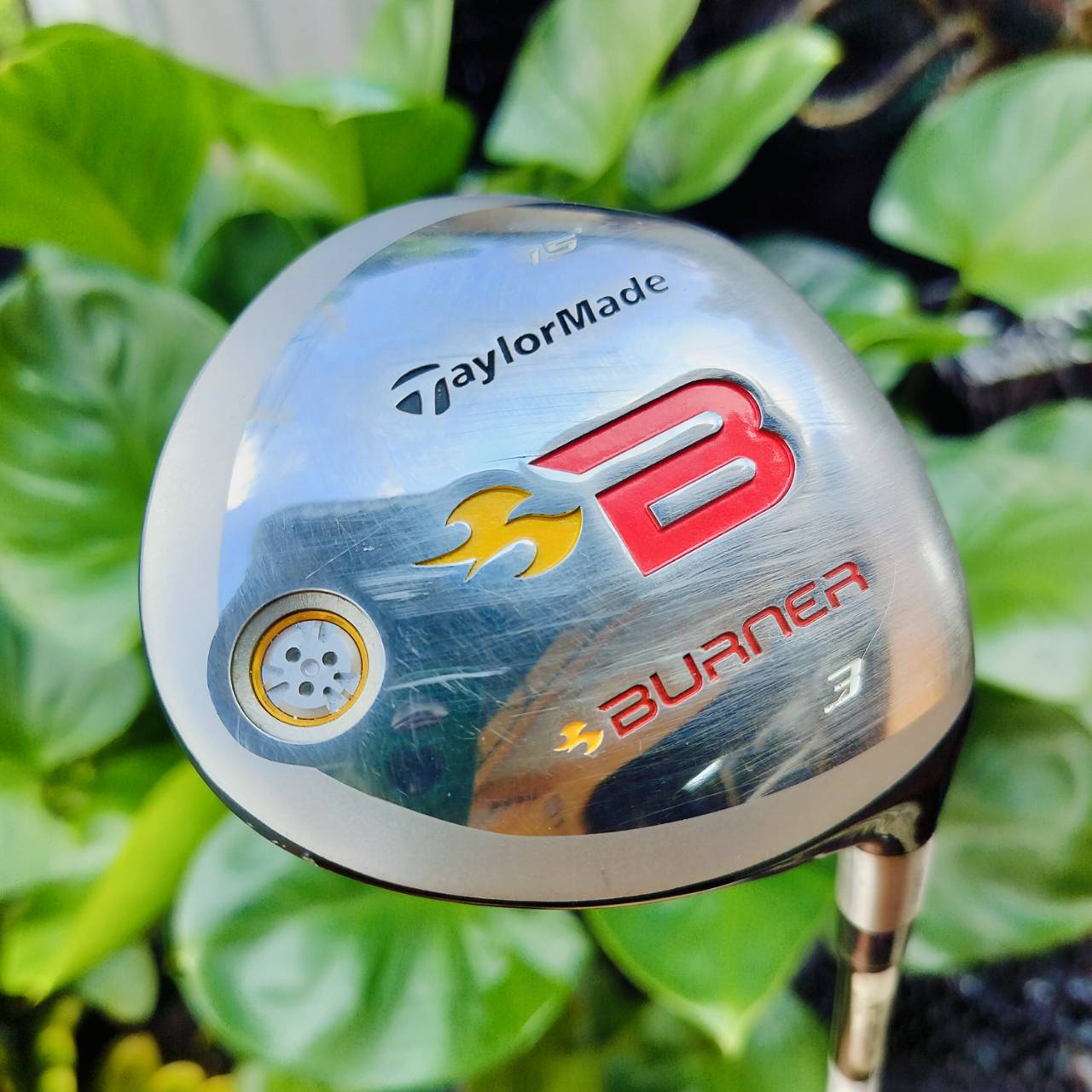 FW3 Taylormade BURNER ก้าน SUPERFAST RE*AX 49 FLEX S รุ่นนี้ออกแบบดีมาก หัวยื่นออกด้านหลังเยอะ ช่วยให้ตีตรงขึ้น ลูกลอยง่าย ระยะดีมาก ราคาสุดคุ้ม!!! ไม้กอล์ฟพรีเมี่ยมมือสอง ของแท้ By NakaraLuxurious
